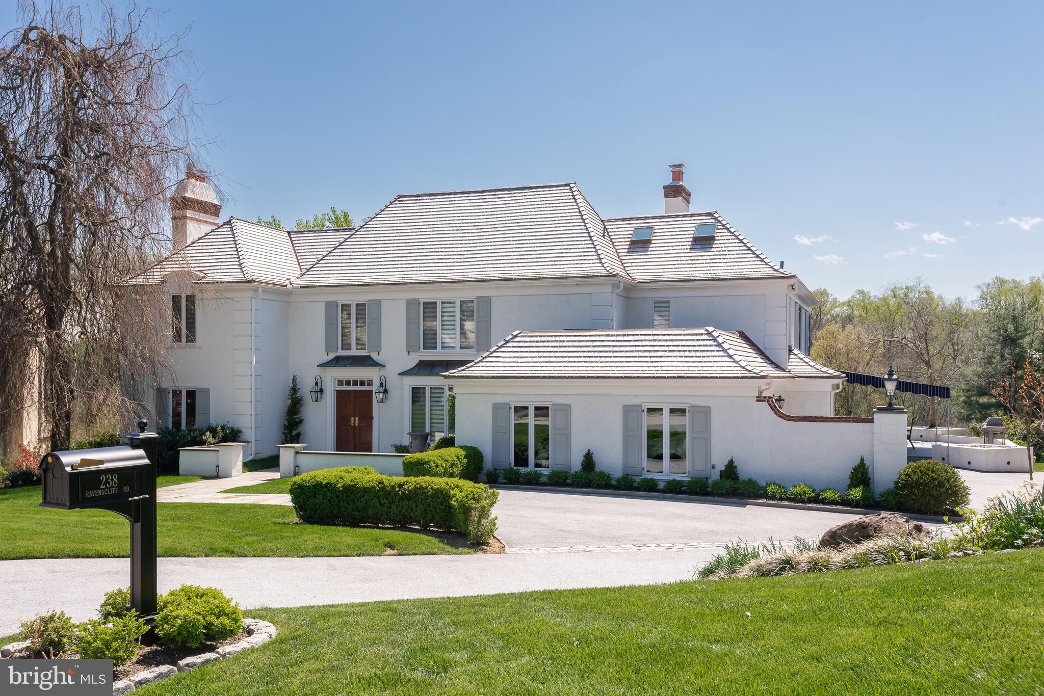 RAVENSCLIFF - Residential