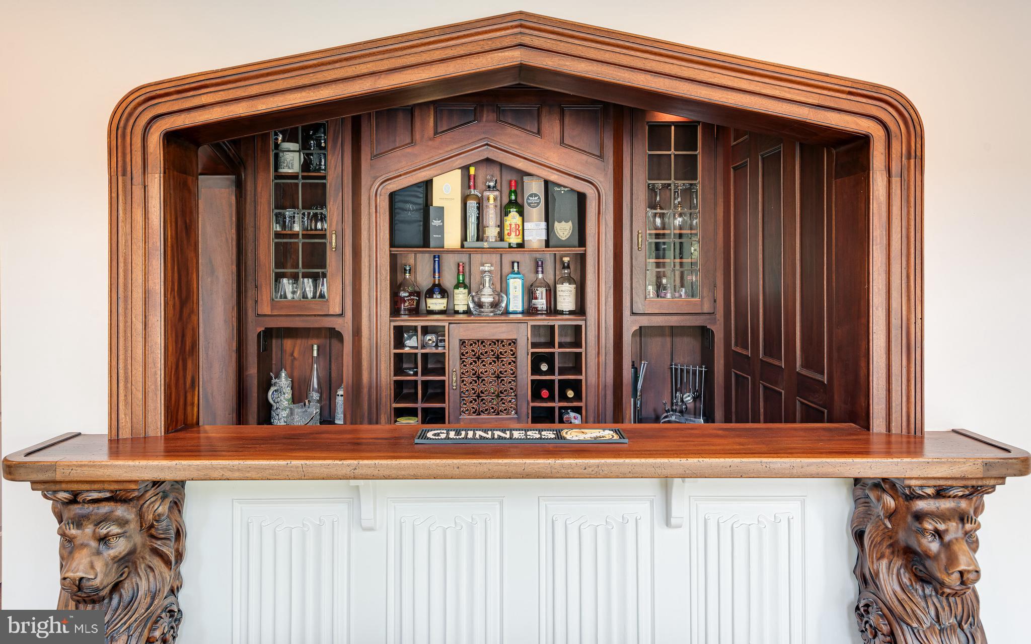 RAVENSCLIFF - Residential