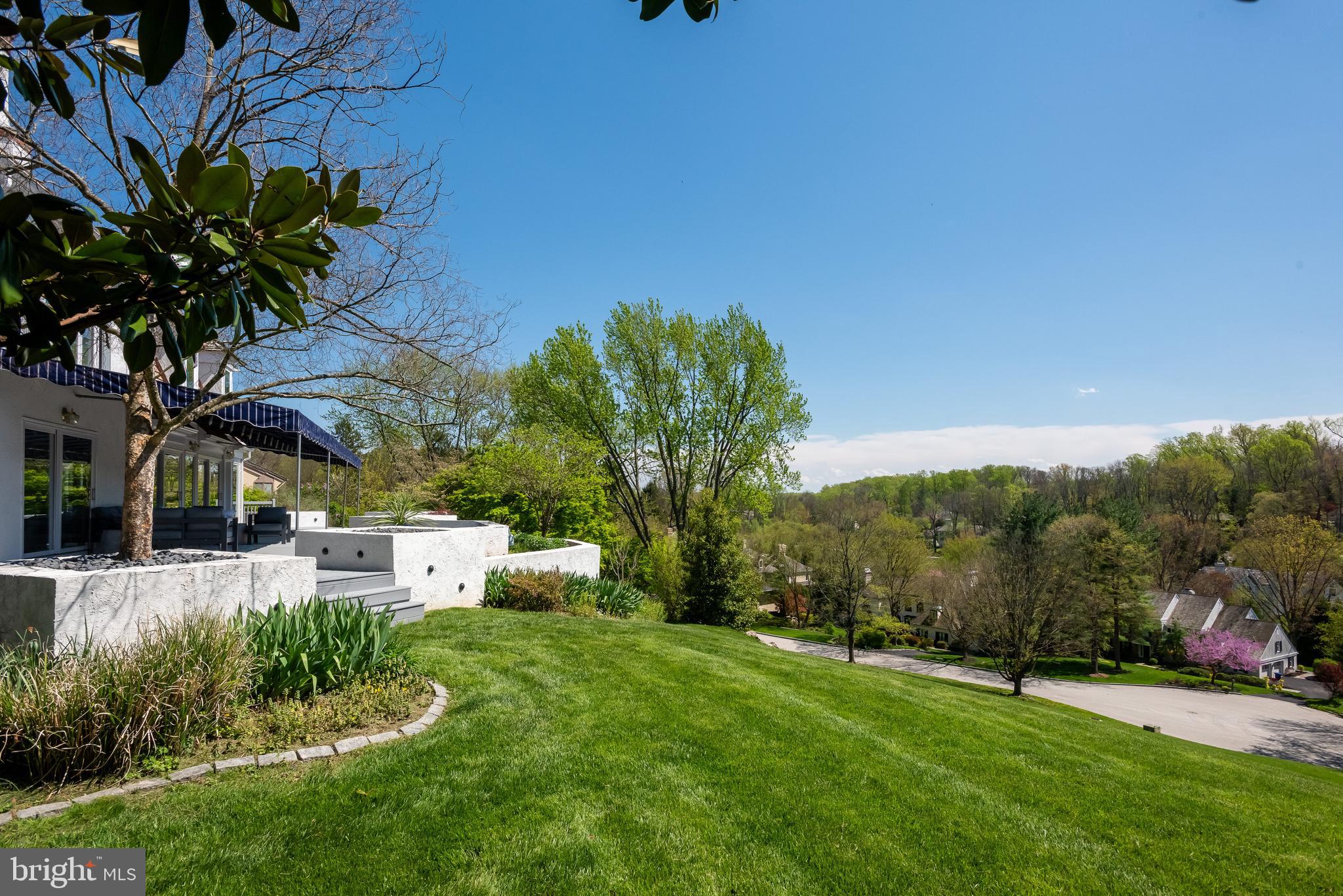 RAVENSCLIFF - Residential