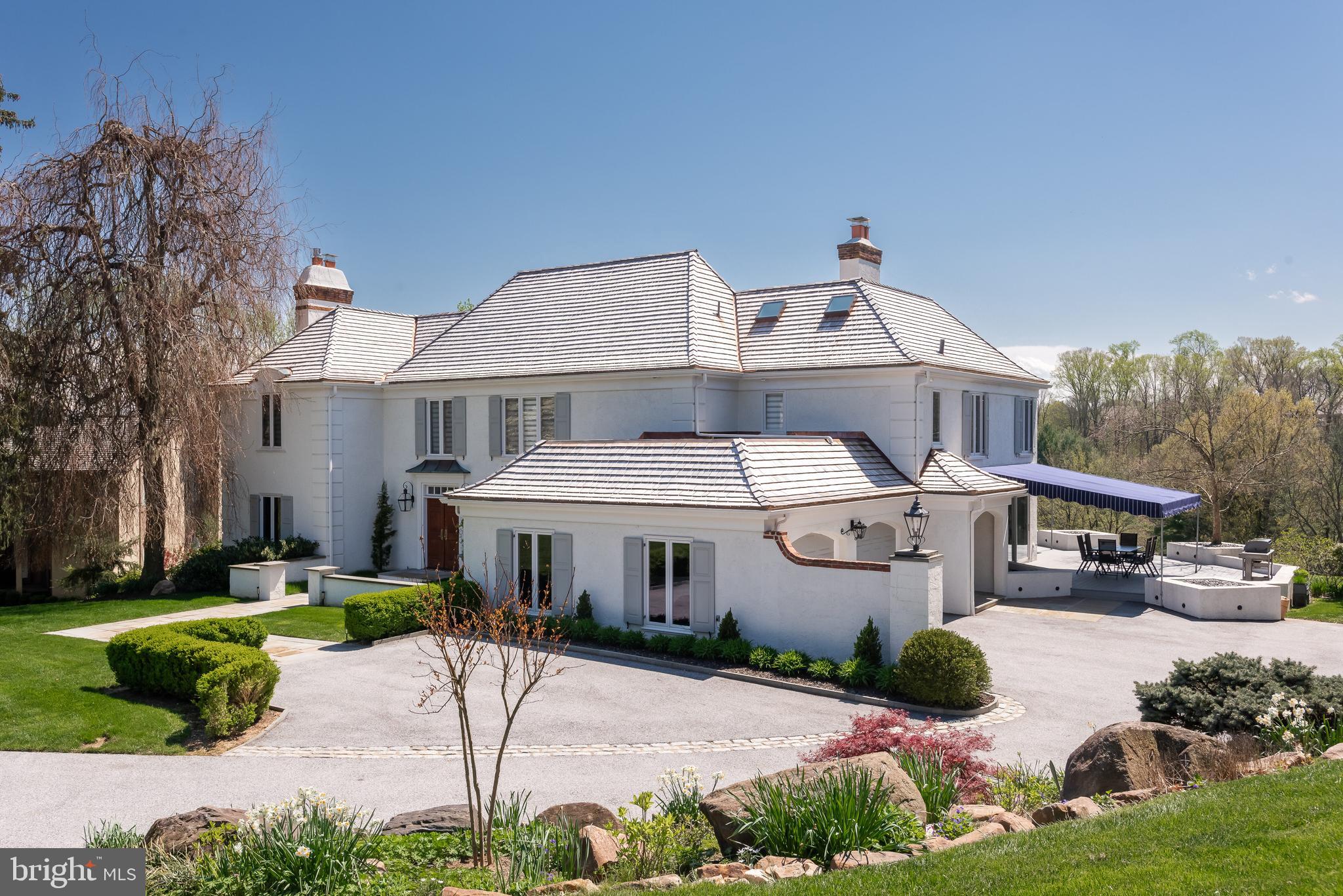 RAVENSCLIFF - Residential