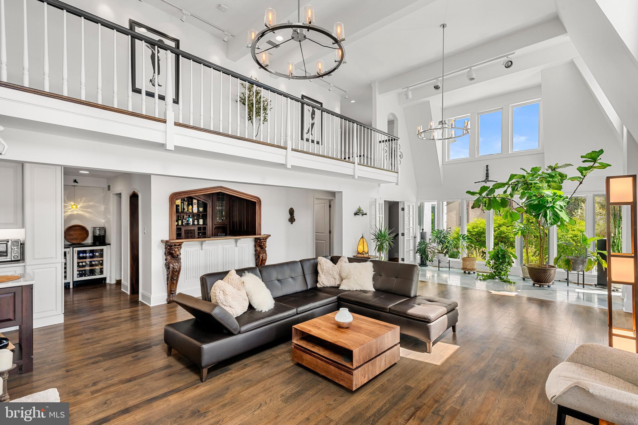 RAVENSCLIFF - Residential