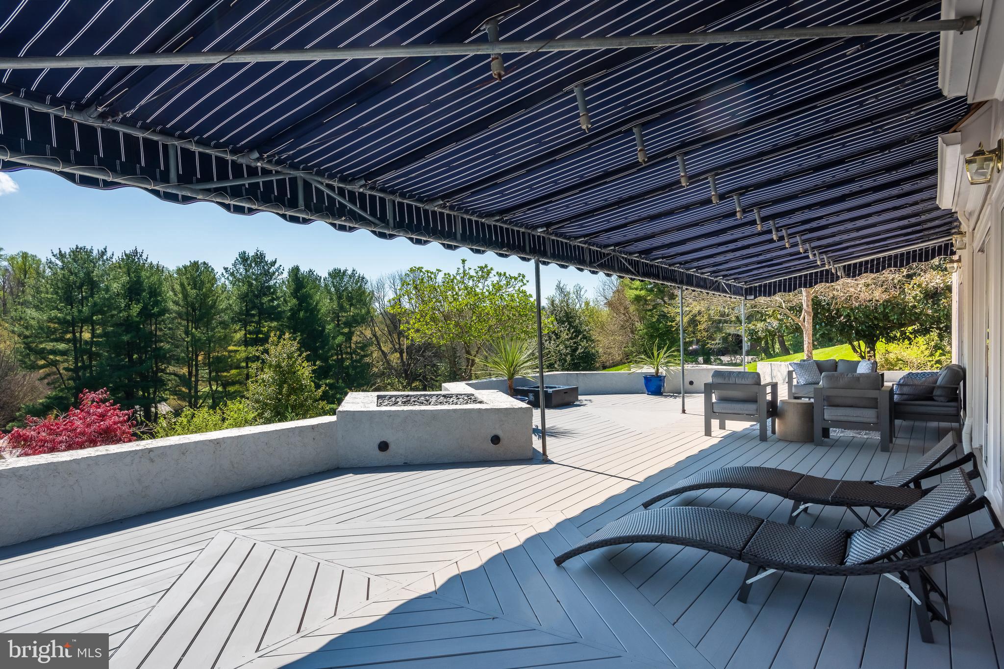 RAVENSCLIFF - Residential