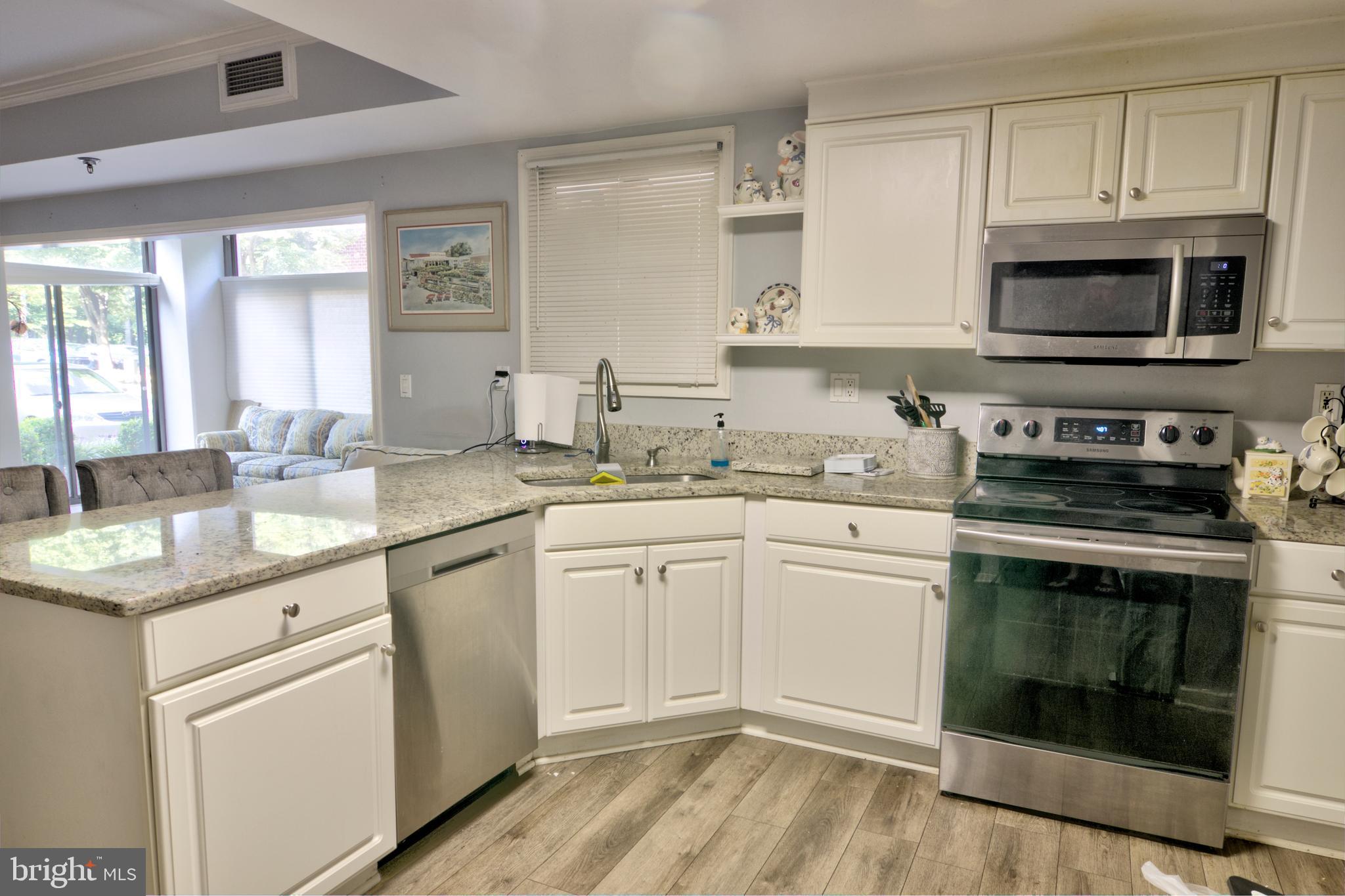 MCKINSEY PARK - Residential