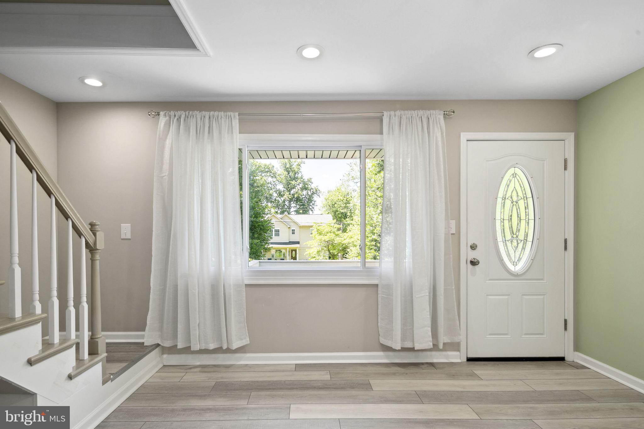 VALLEY VIEW - Residential Lease