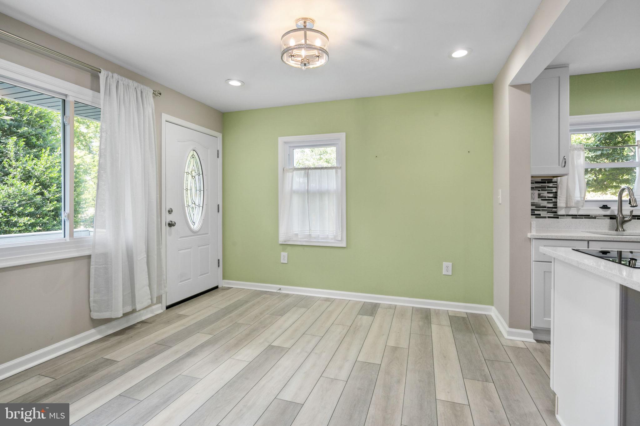 VALLEY VIEW - Residential Lease