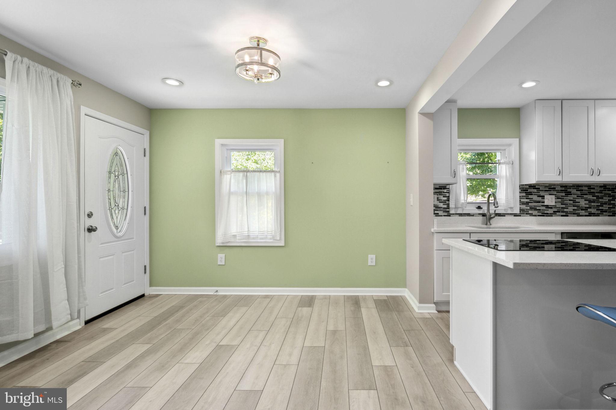 VALLEY VIEW - Residential Lease