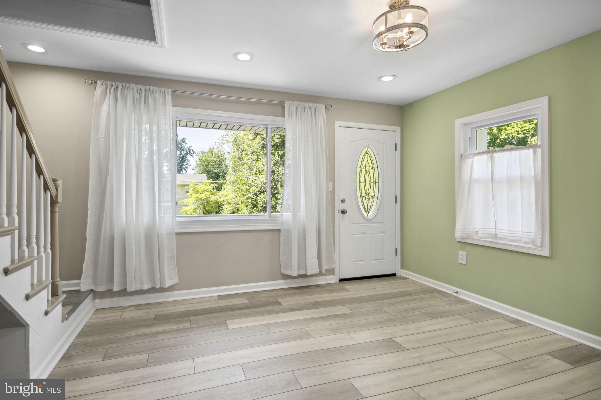 VALLEY VIEW - Residential Lease