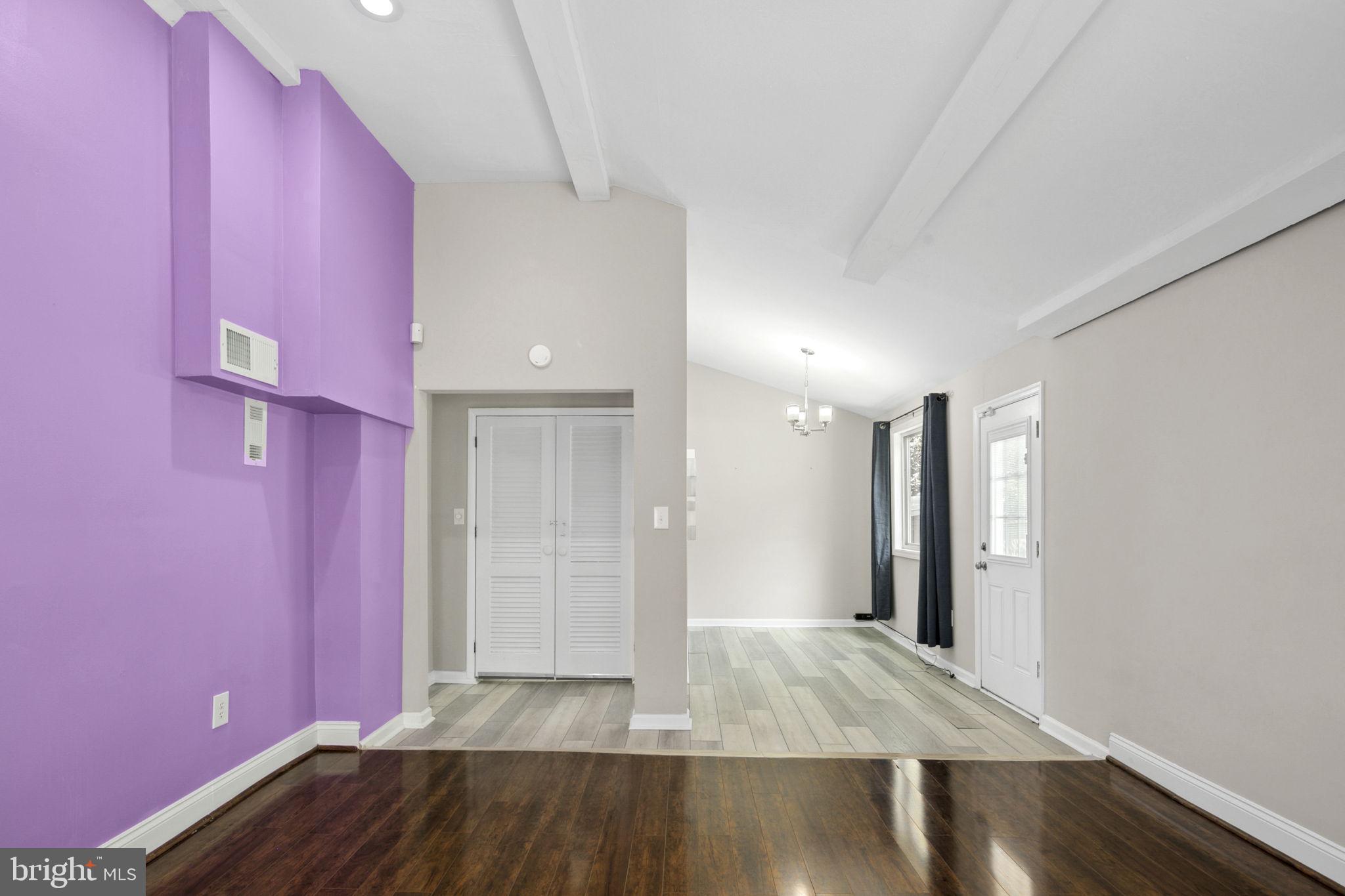 VALLEY VIEW - Residential Lease