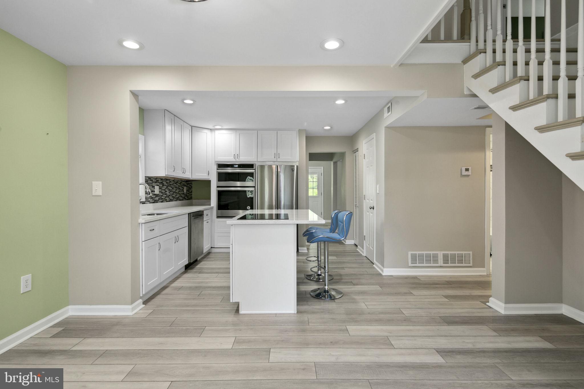 VALLEY VIEW - Residential Lease