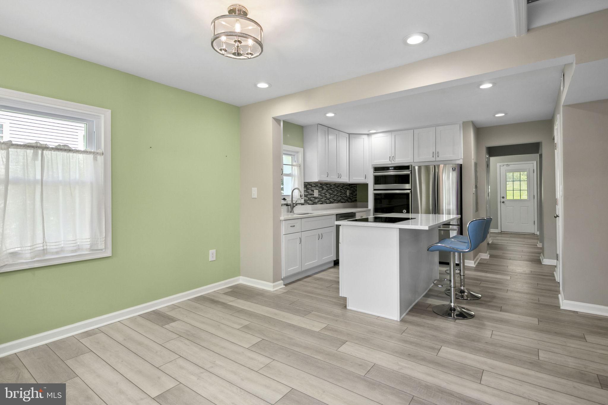 VALLEY VIEW - Residential Lease