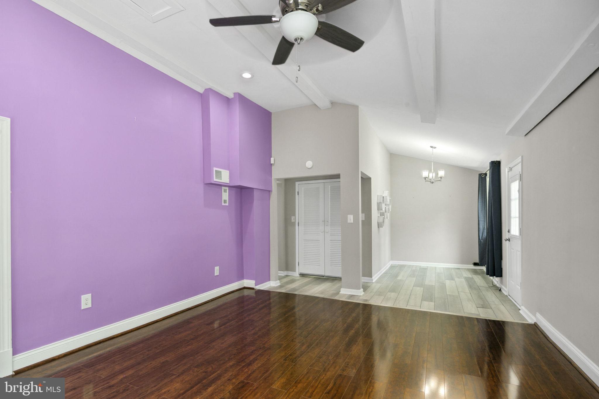 VALLEY VIEW - Residential Lease