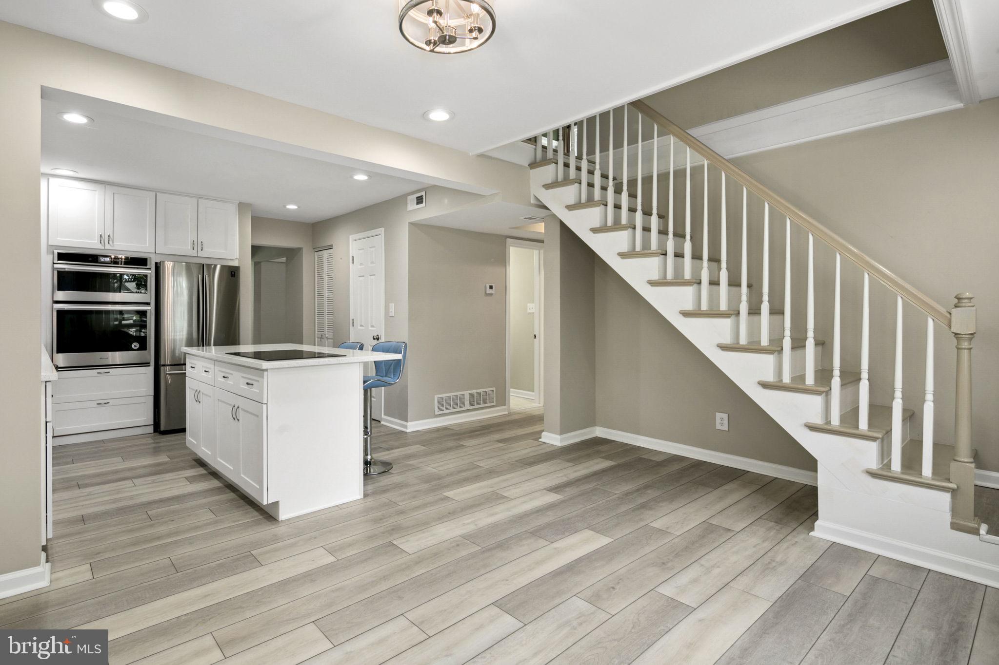 VALLEY VIEW - Residential Lease