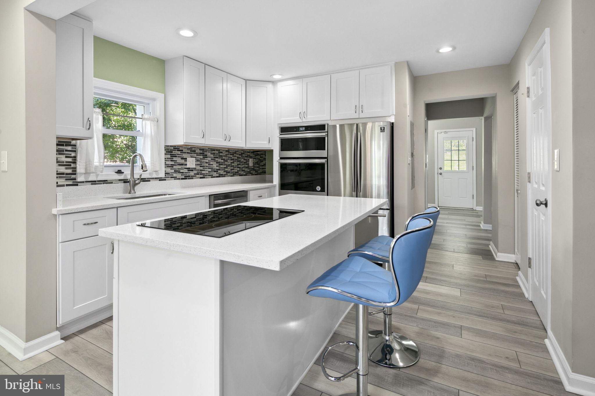 VALLEY VIEW - Residential Lease