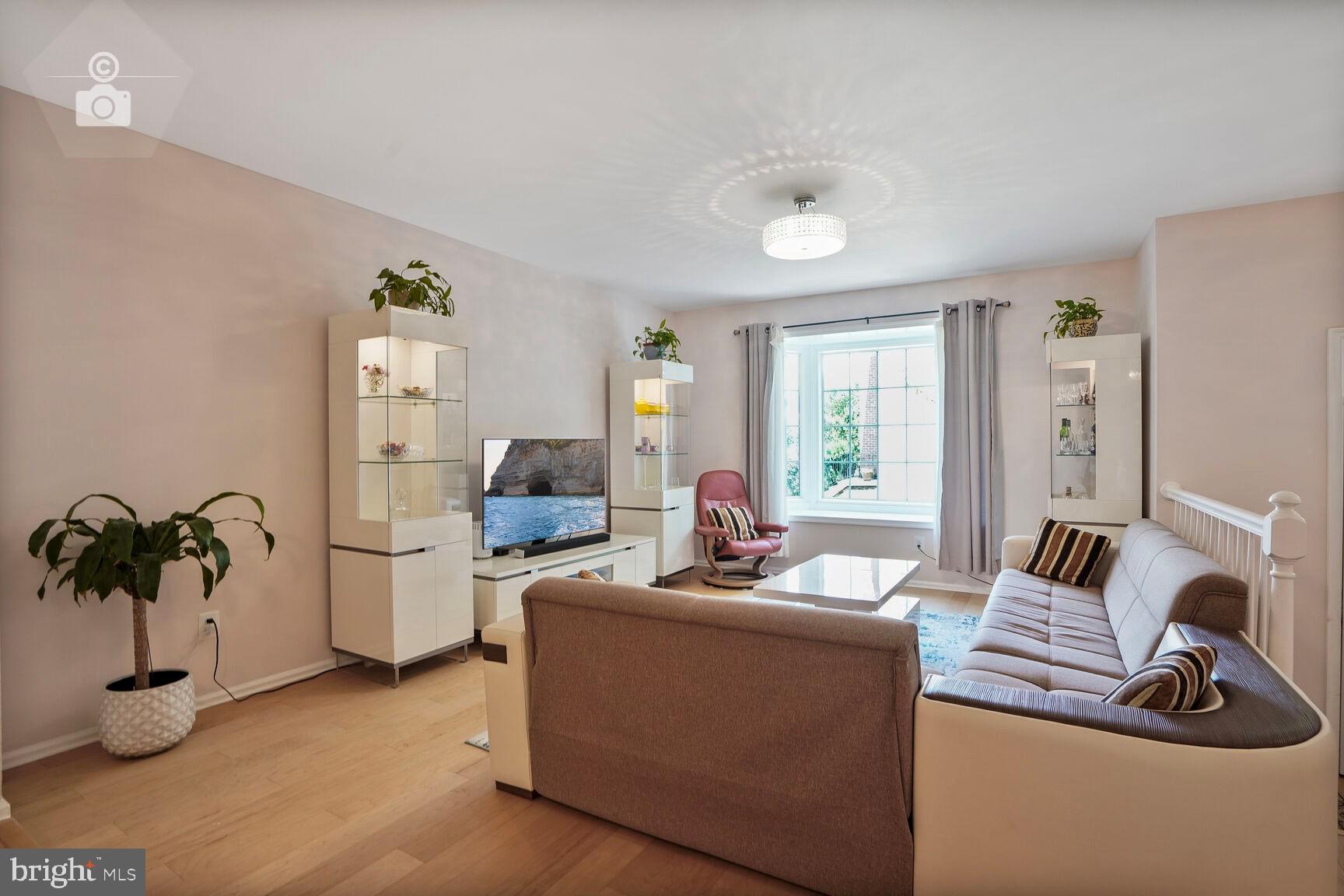 12340 FOX LAKE COURT