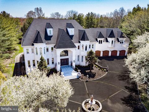 832 PARADISE DRIVE AMBLER PA 19002