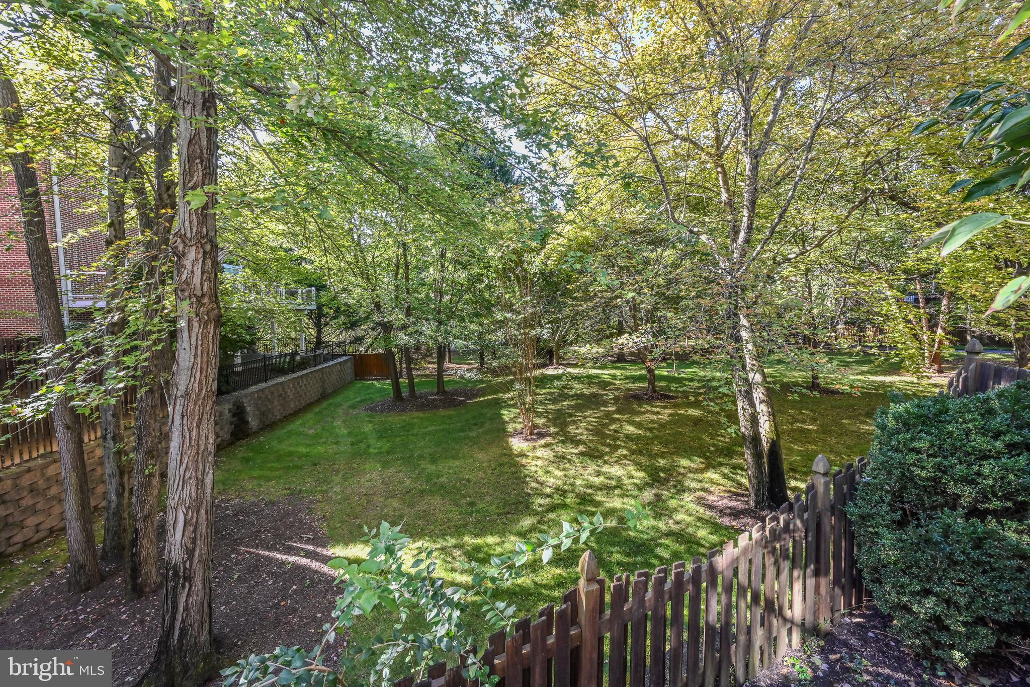 ARDEN OAKS - Residential