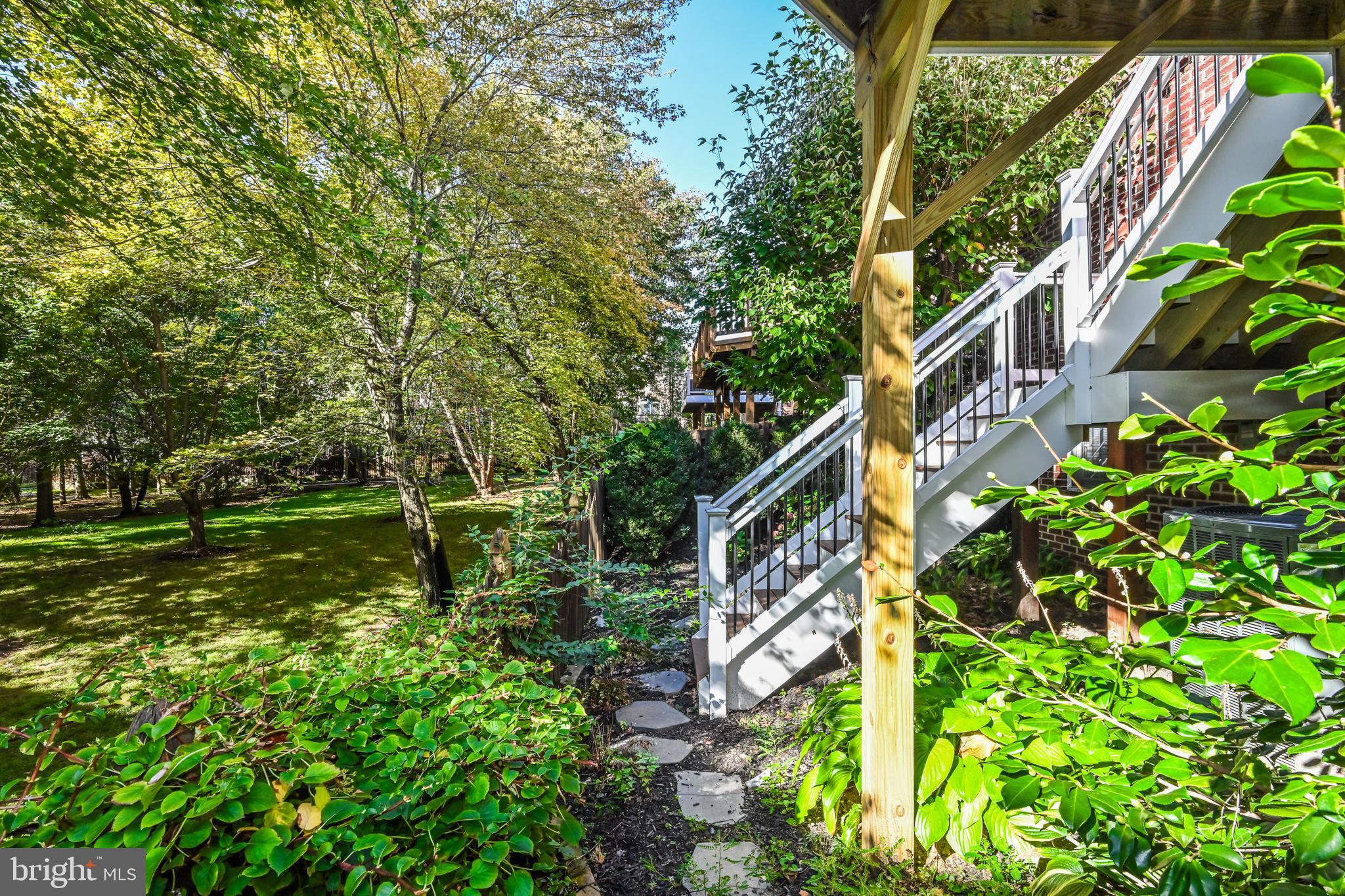 ARDEN OAKS - Residential