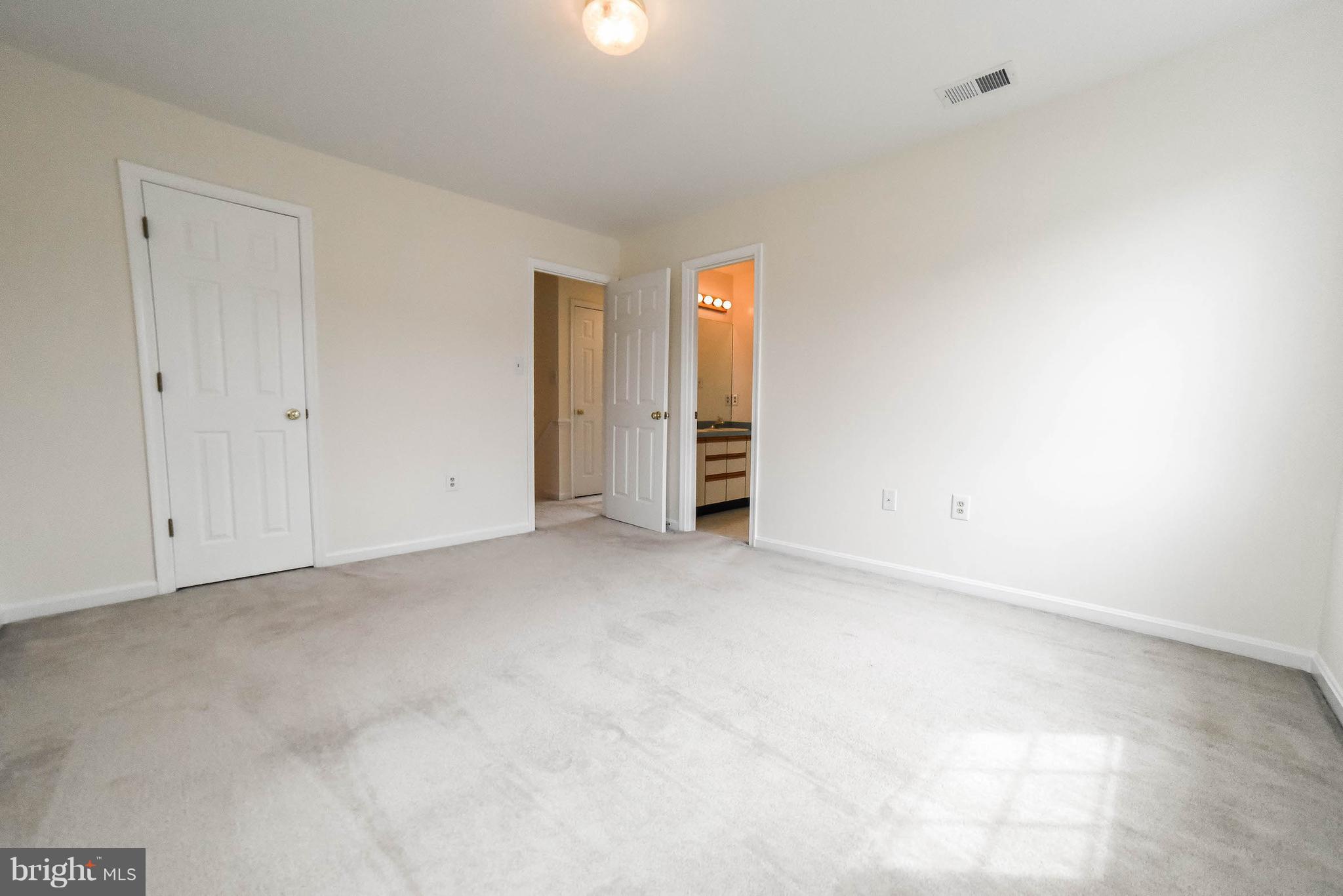 KINGS GRANT LA PLATA - Residential