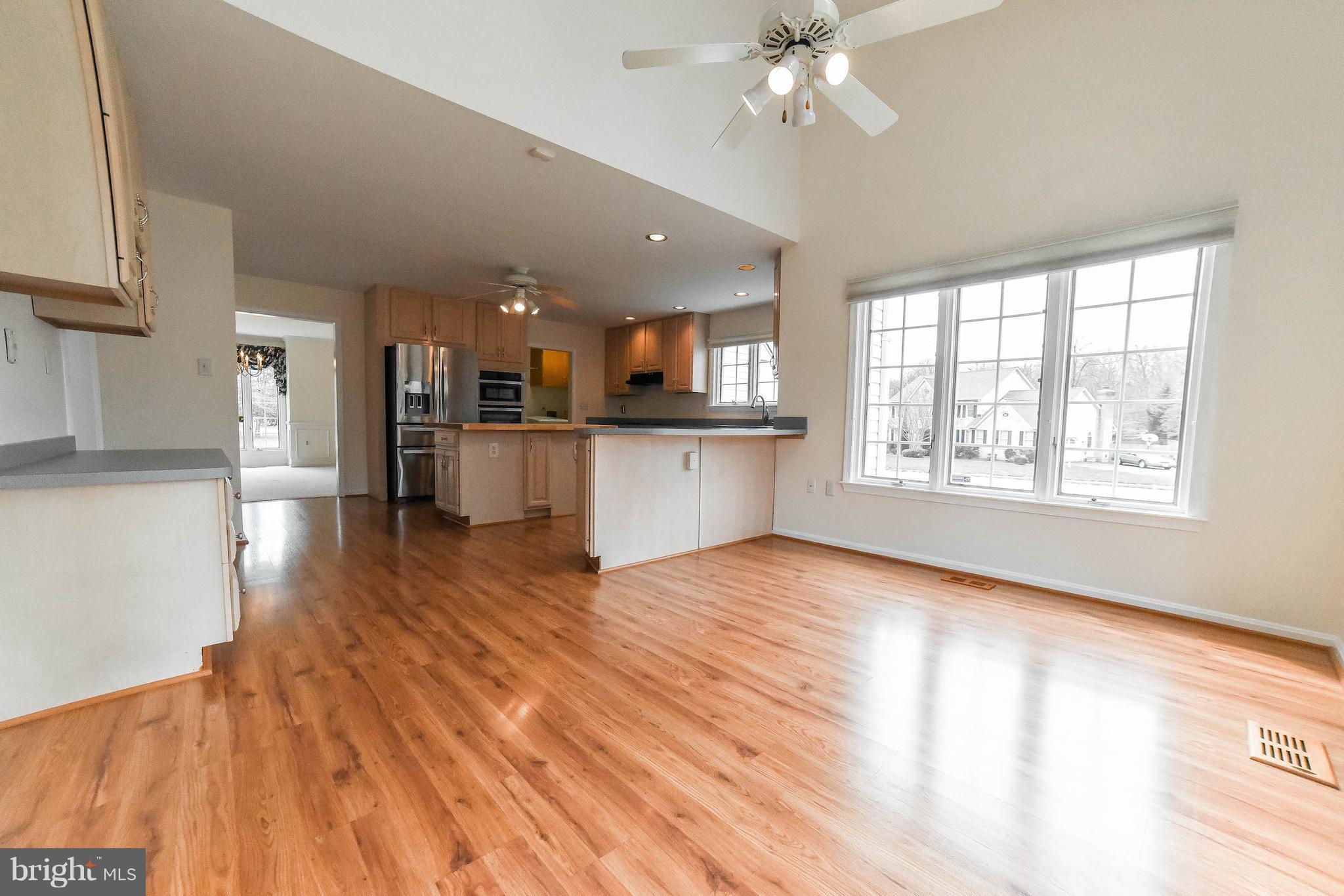 KINGS GRANT LA PLATA - Residential