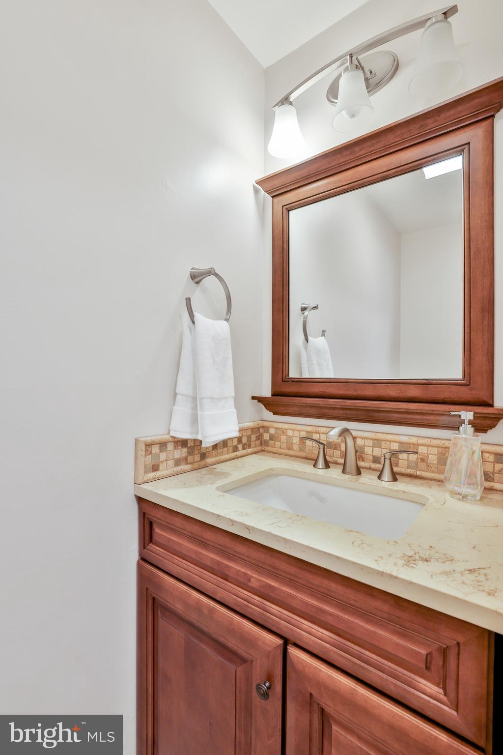 LAKEWAY - Residential