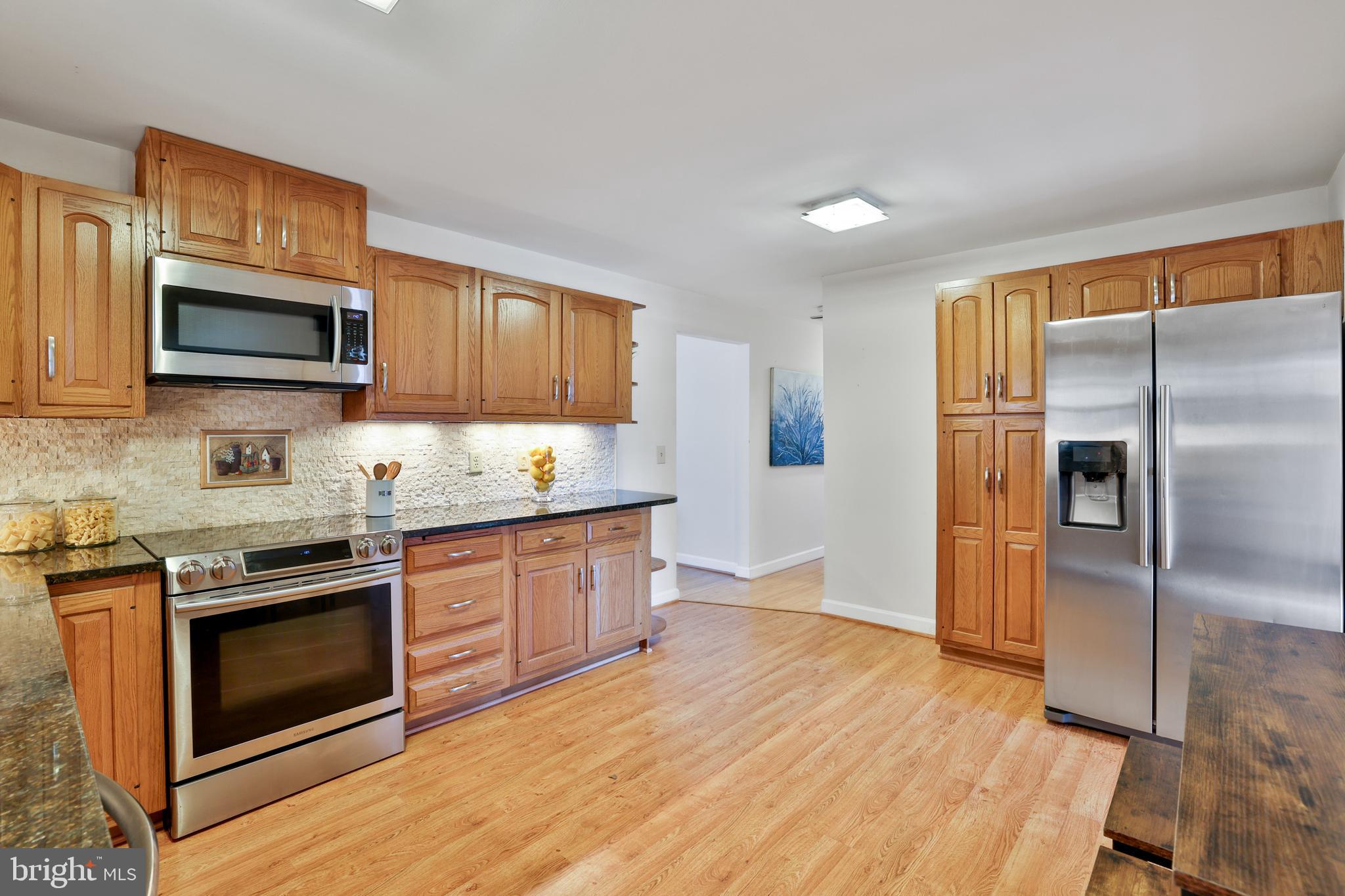 LAKEWAY - Residential