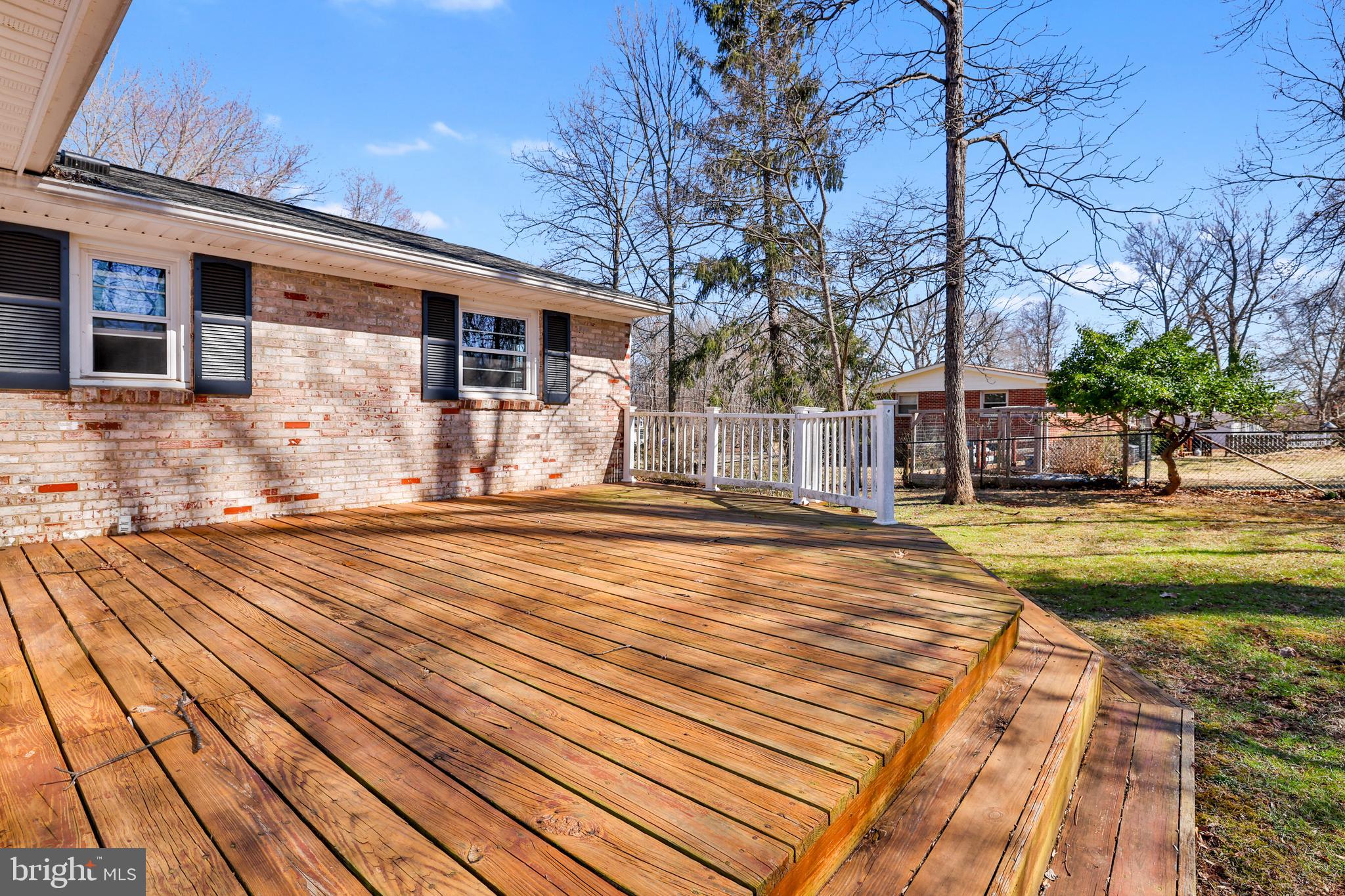 LAKEWAY - Residential