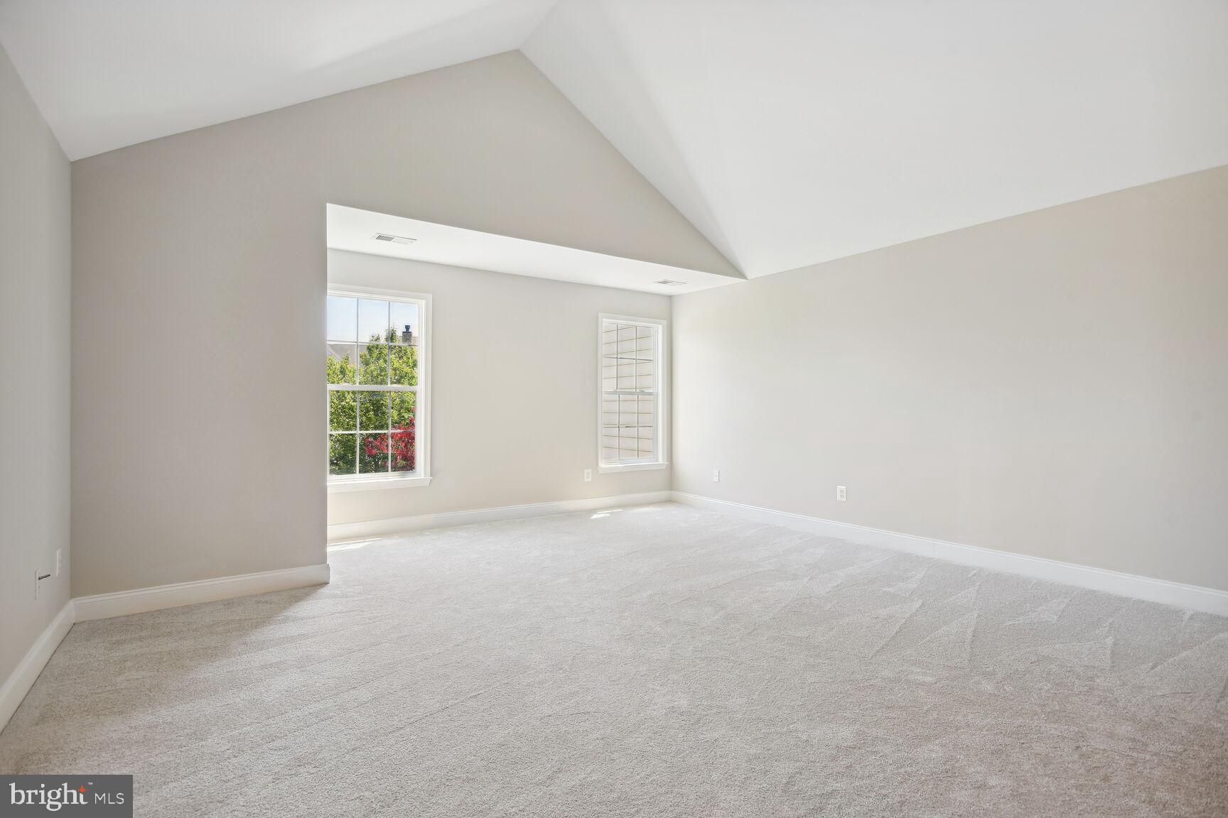 BELMONT COUNTRY CLUB - Residential