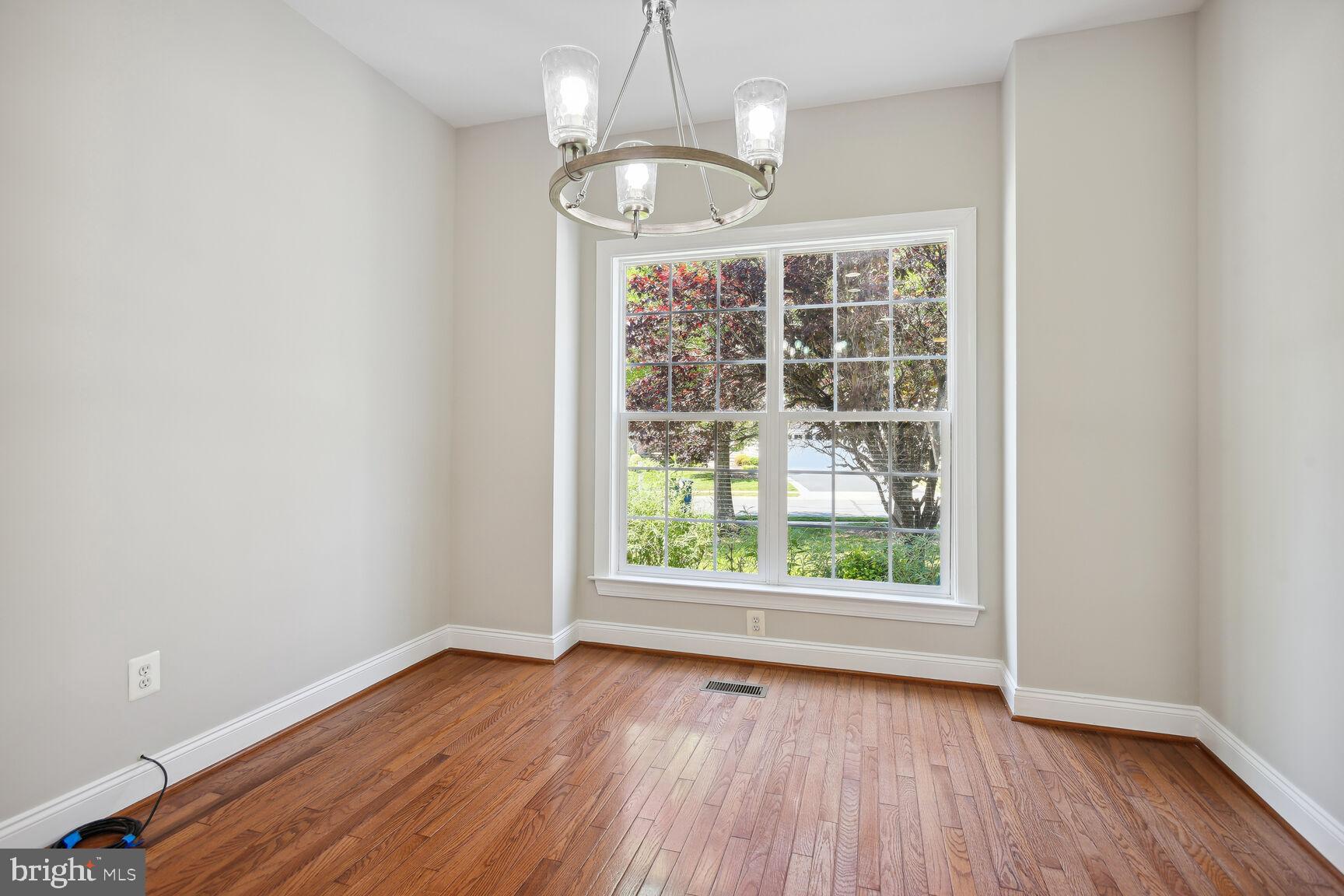 BELMONT COUNTRY CLUB - Residential