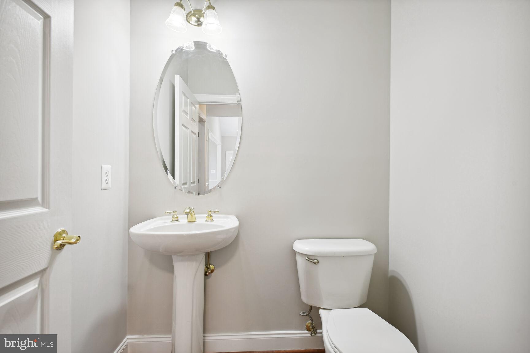 BELMONT COUNTRY CLUB - Residential