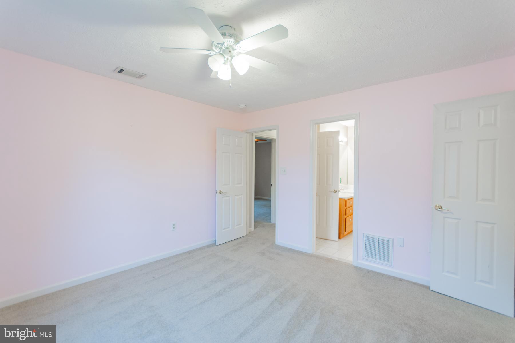 LOCUST HILL - Residential