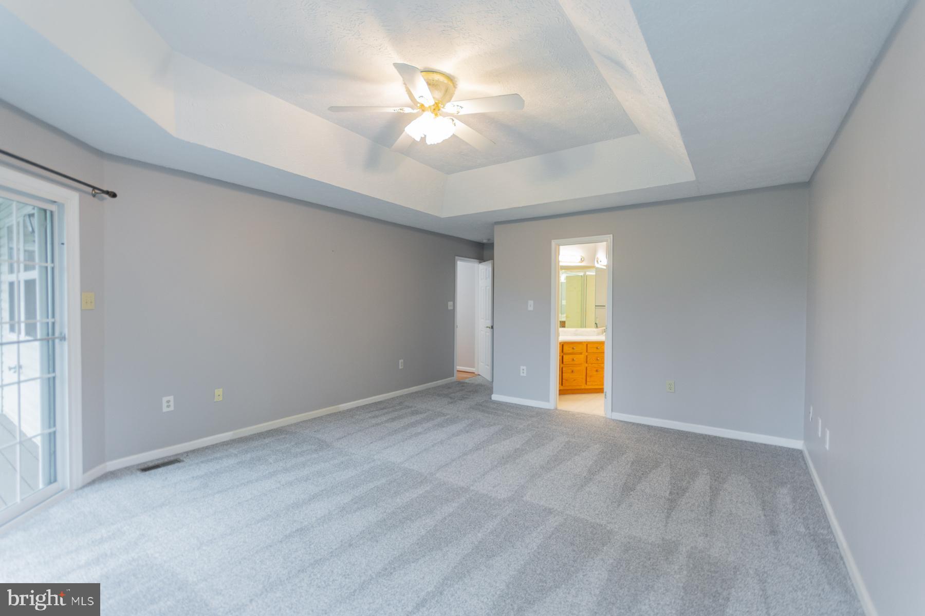 LOCUST HILL - Residential