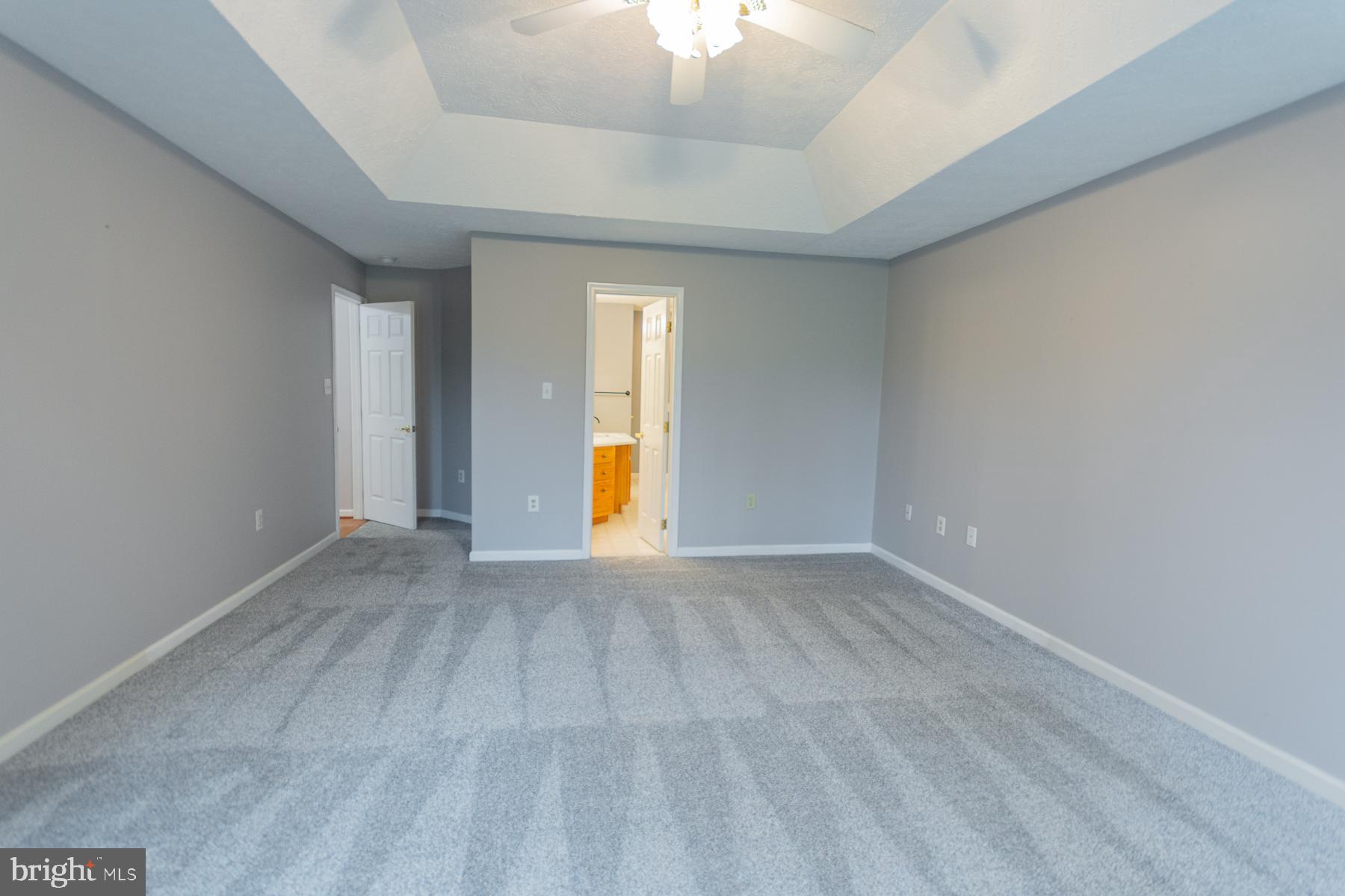 LOCUST HILL - Residential