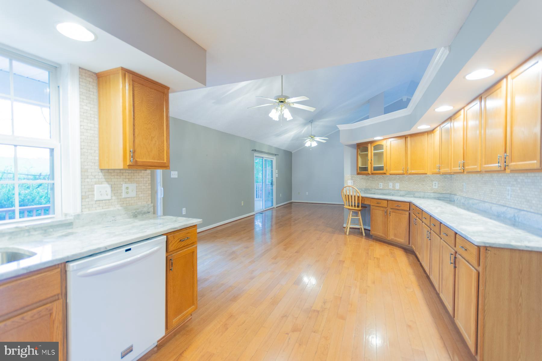 LOCUST HILL - Residential