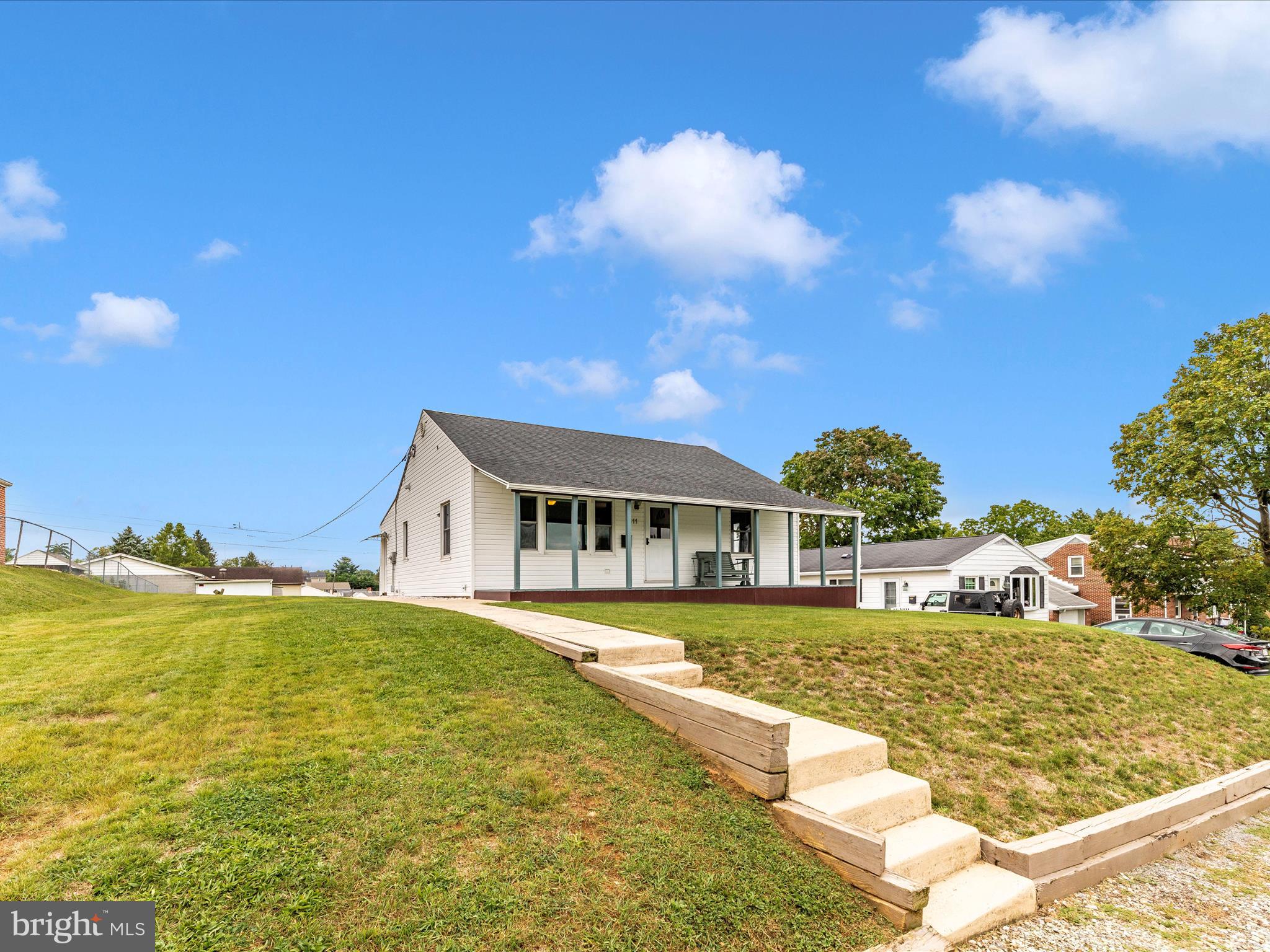 HAGERSTOWN - Residential