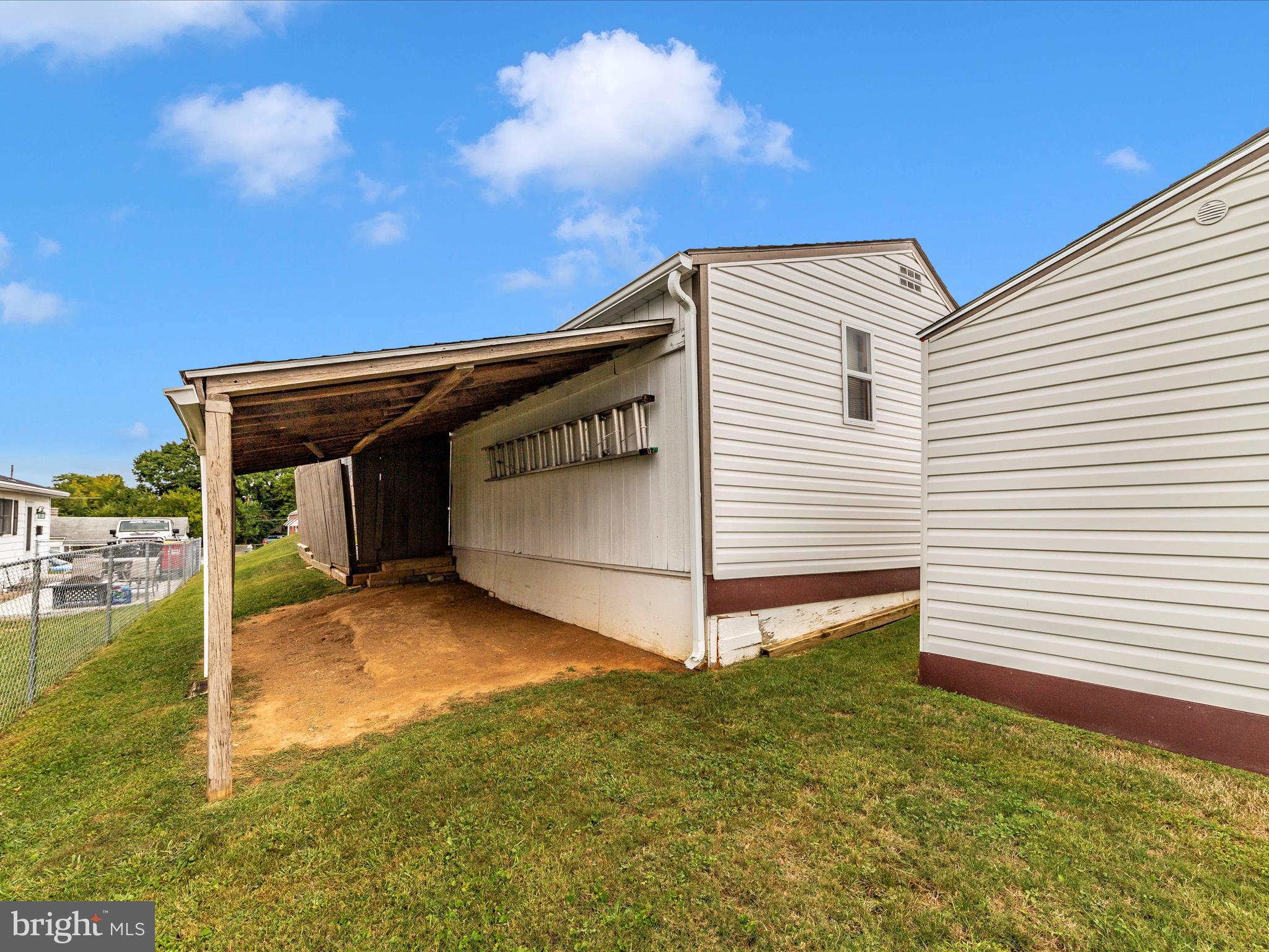 HAGERSTOWN - Residential