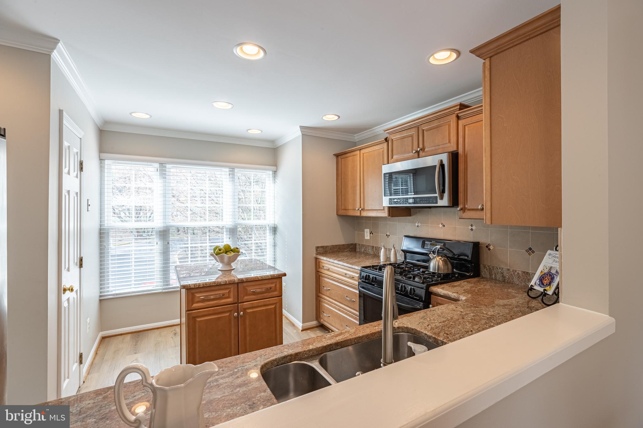 CENTREVILLE GREEN - Residential