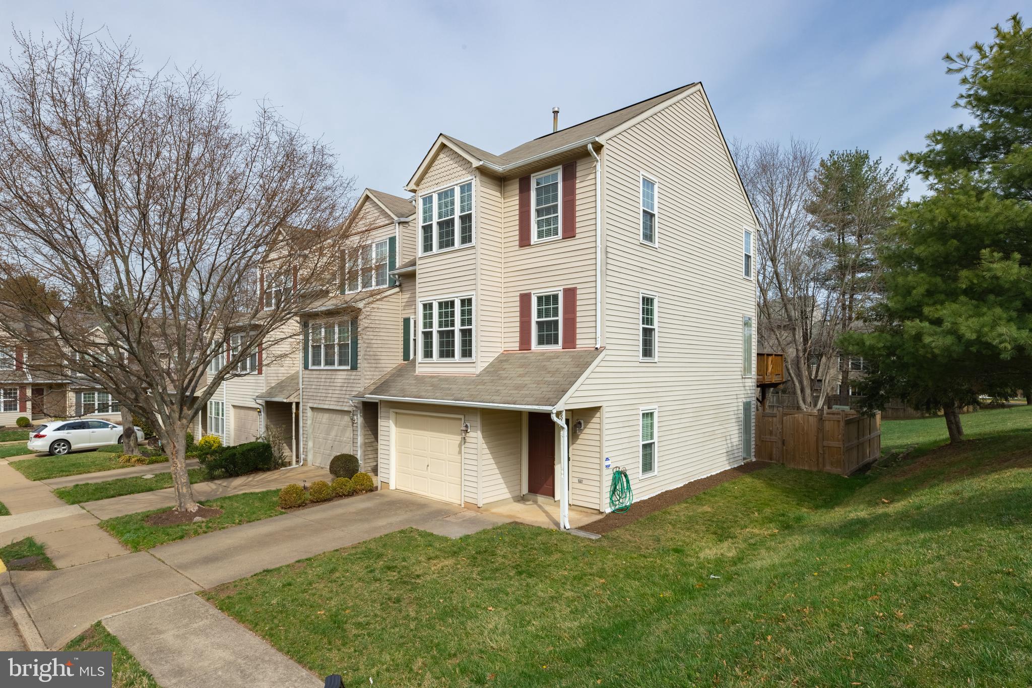 CENTREVILLE GREEN - Residential