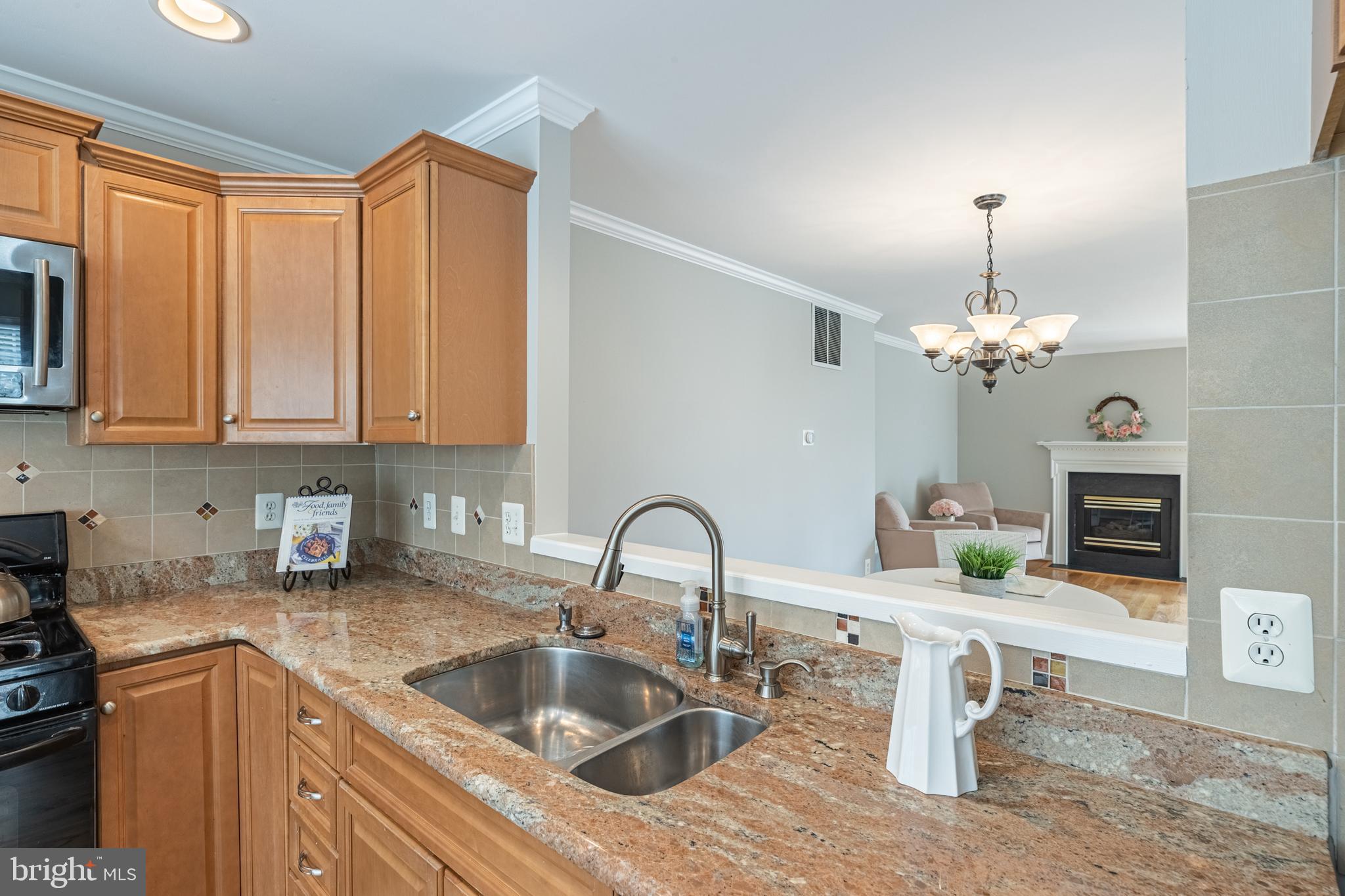 CENTREVILLE GREEN - Residential