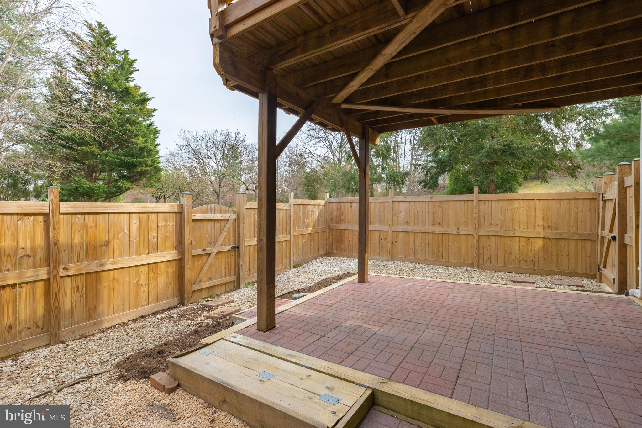 CENTREVILLE GREEN - Residential