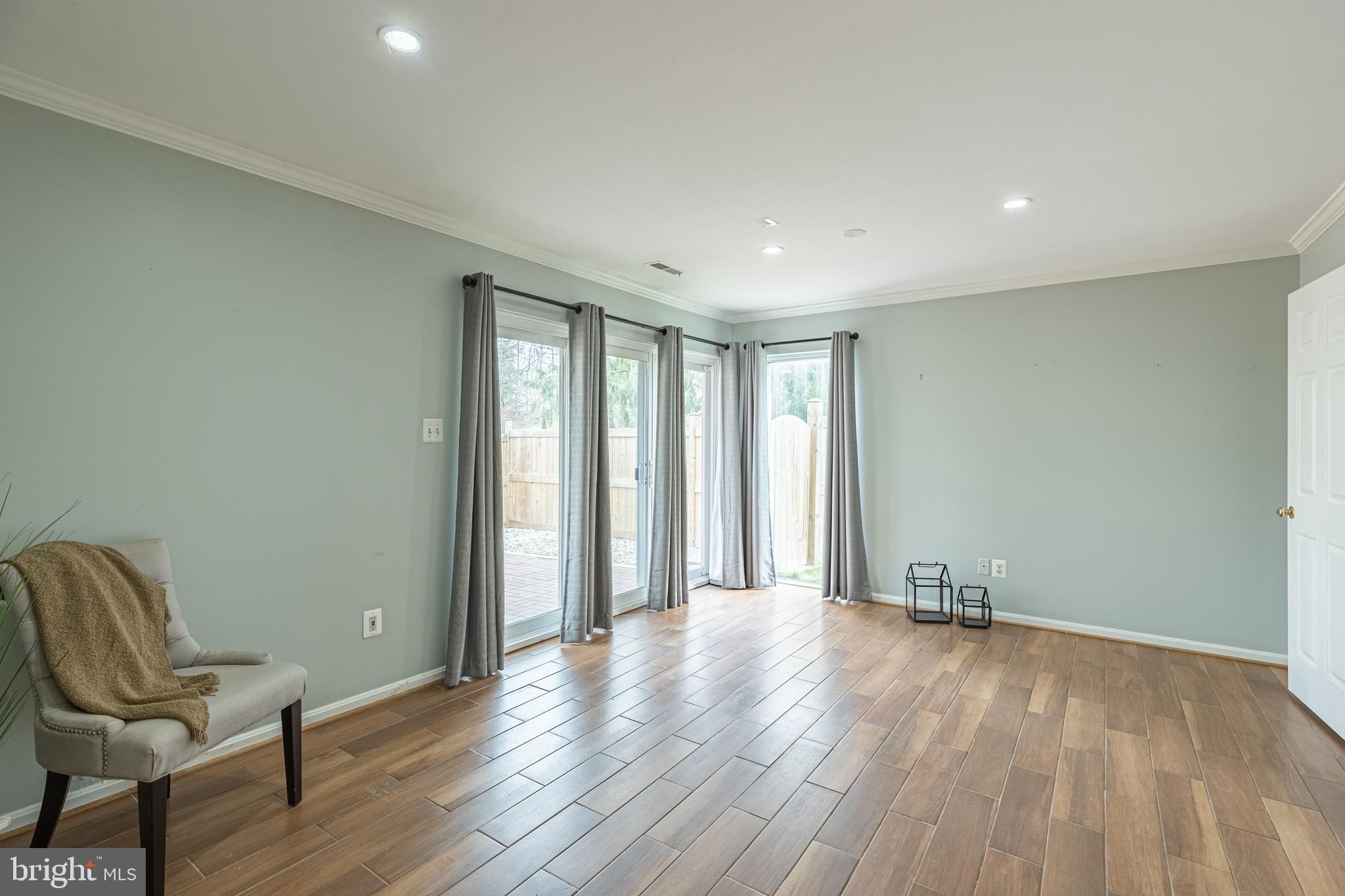 CENTREVILLE GREEN - Residential