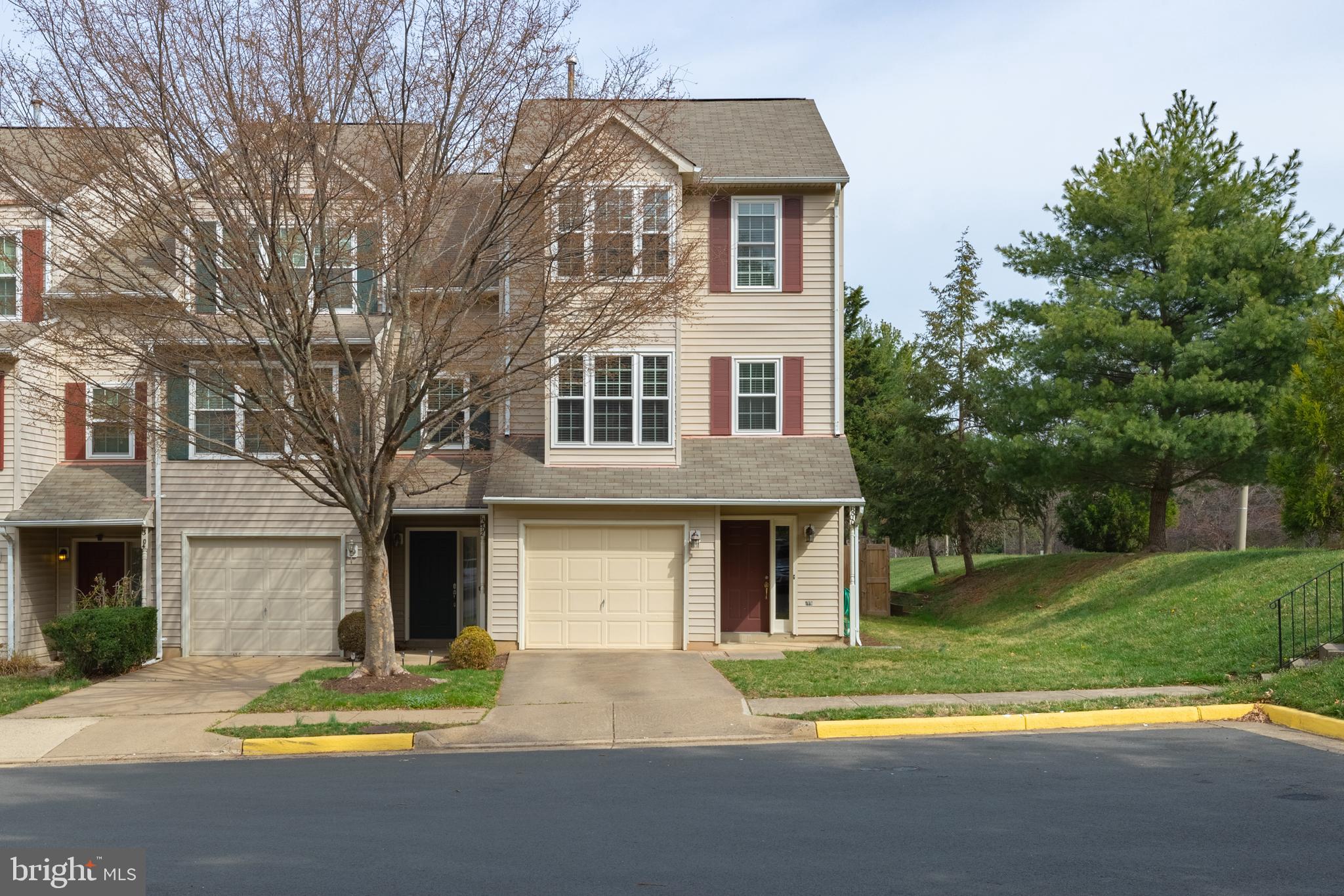 CENTREVILLE GREEN - Residential