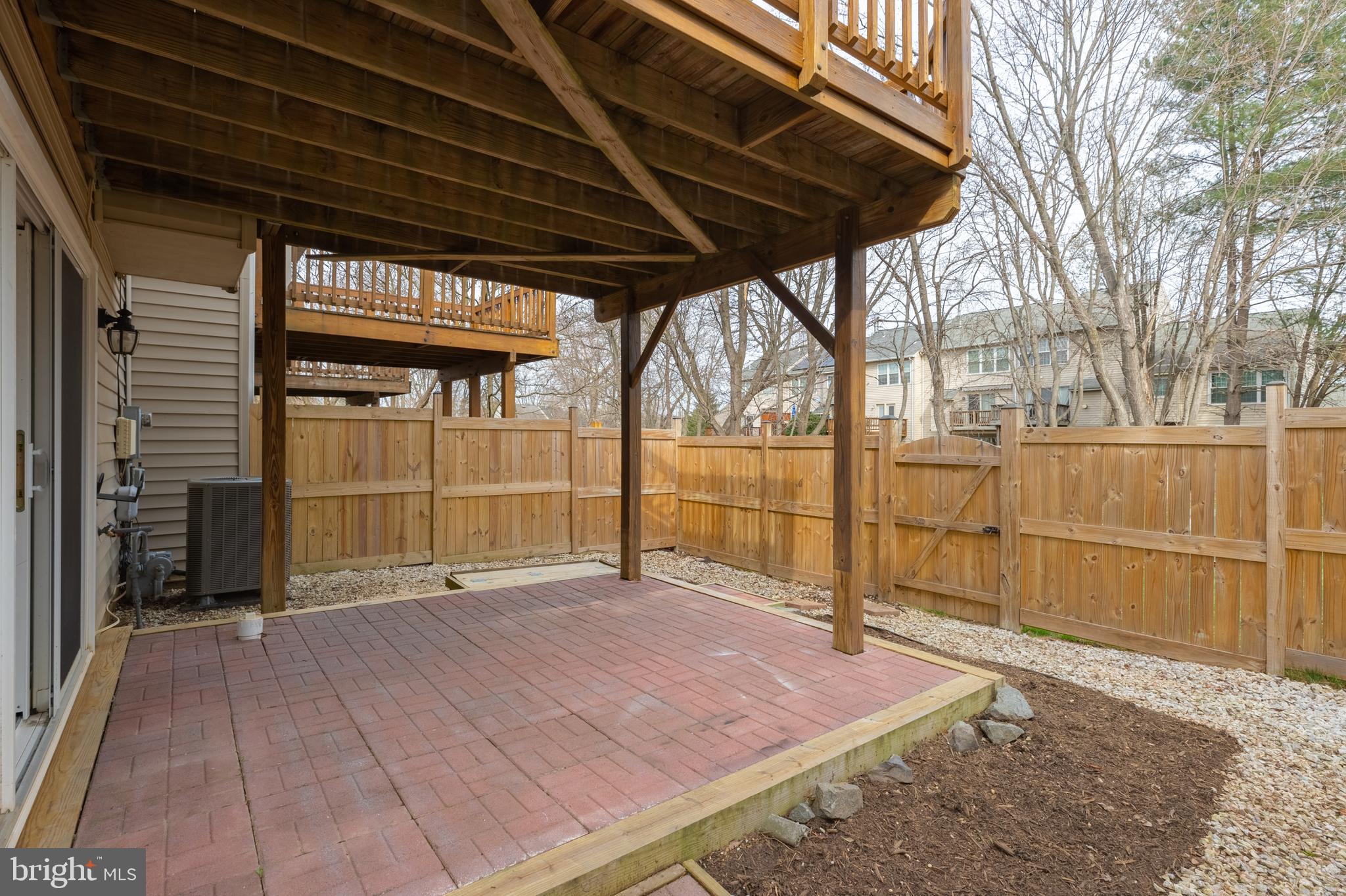 CENTREVILLE GREEN - Residential