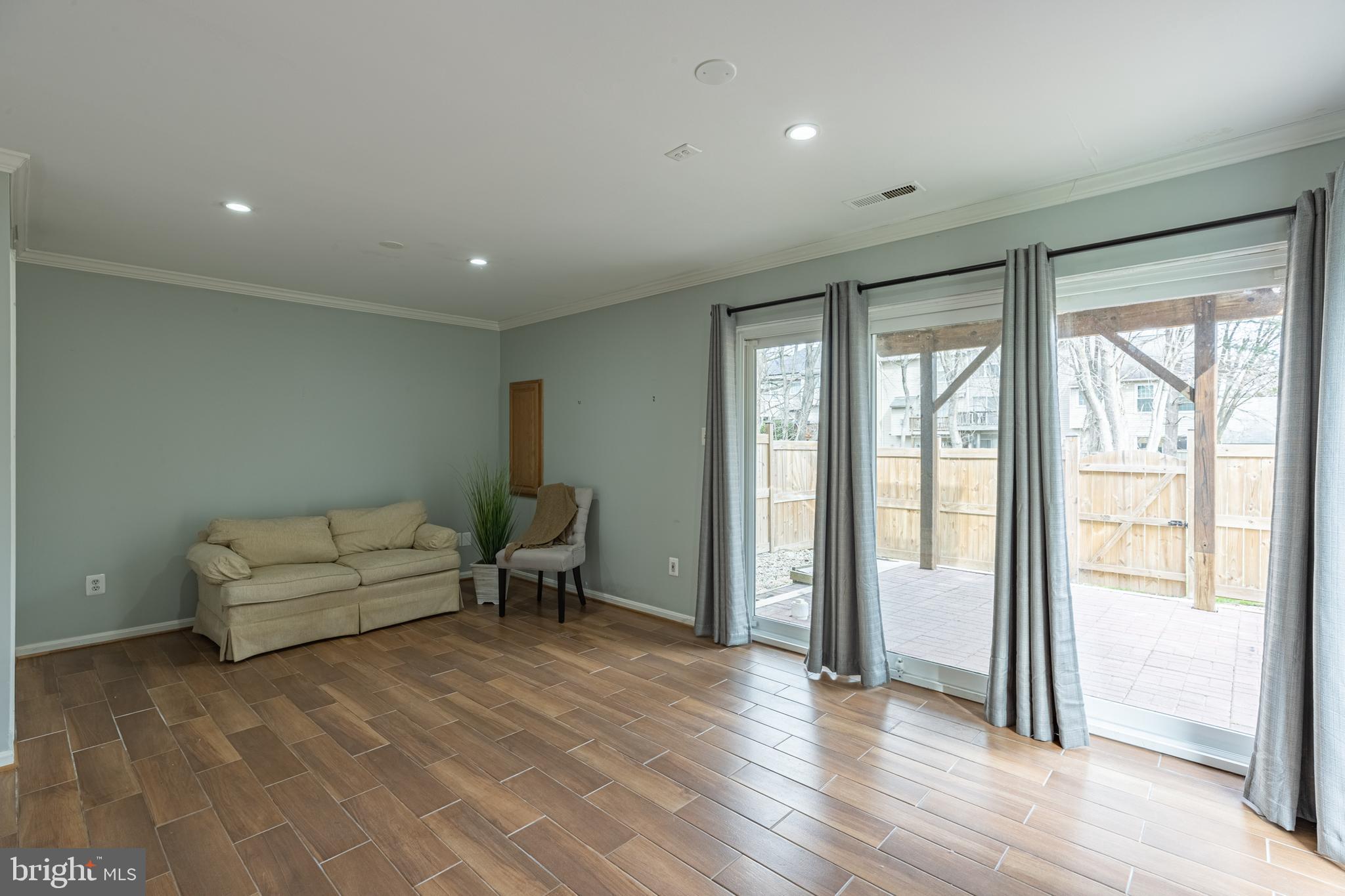 CENTREVILLE GREEN - Residential