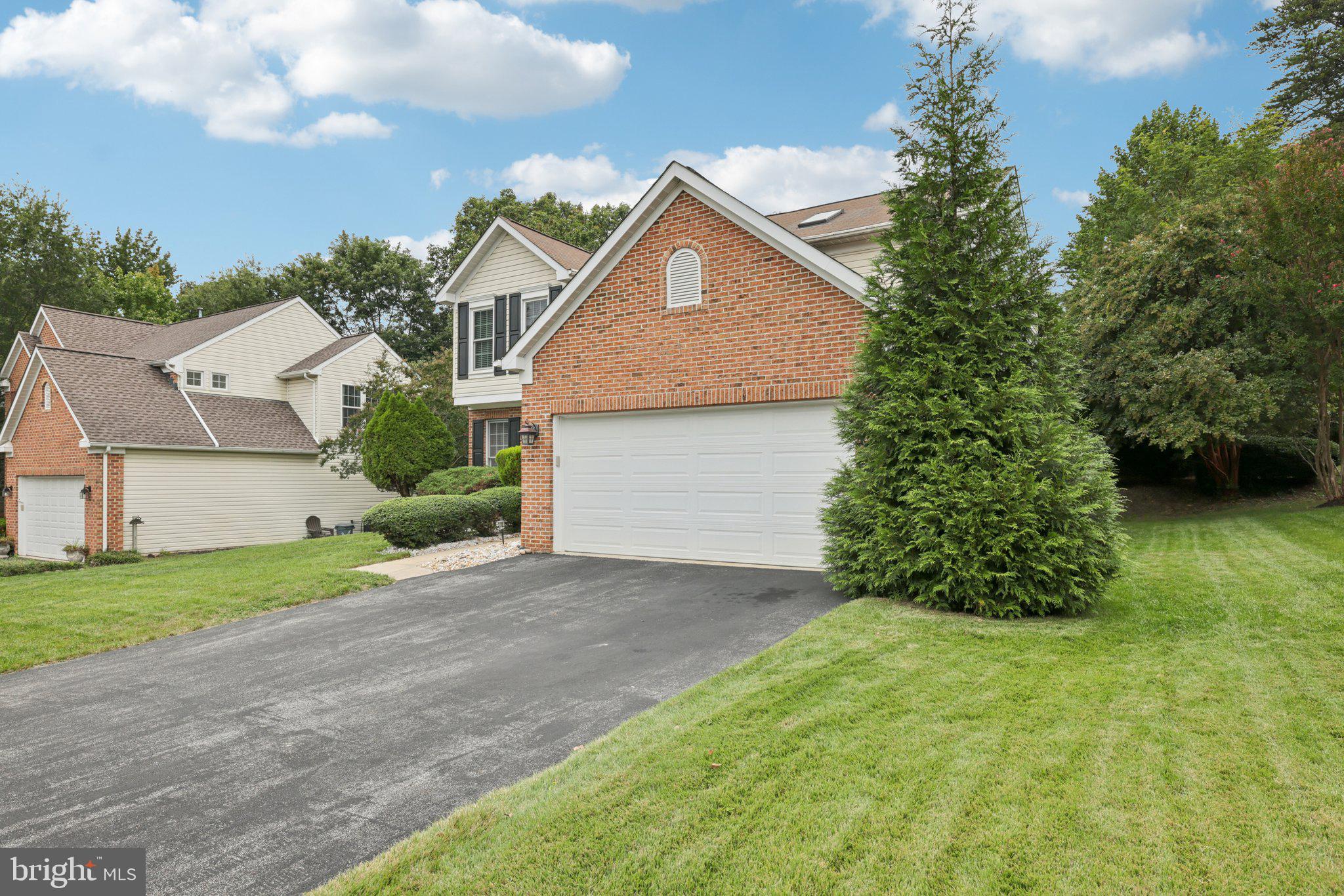 1508 RIDGE FOREST WAY