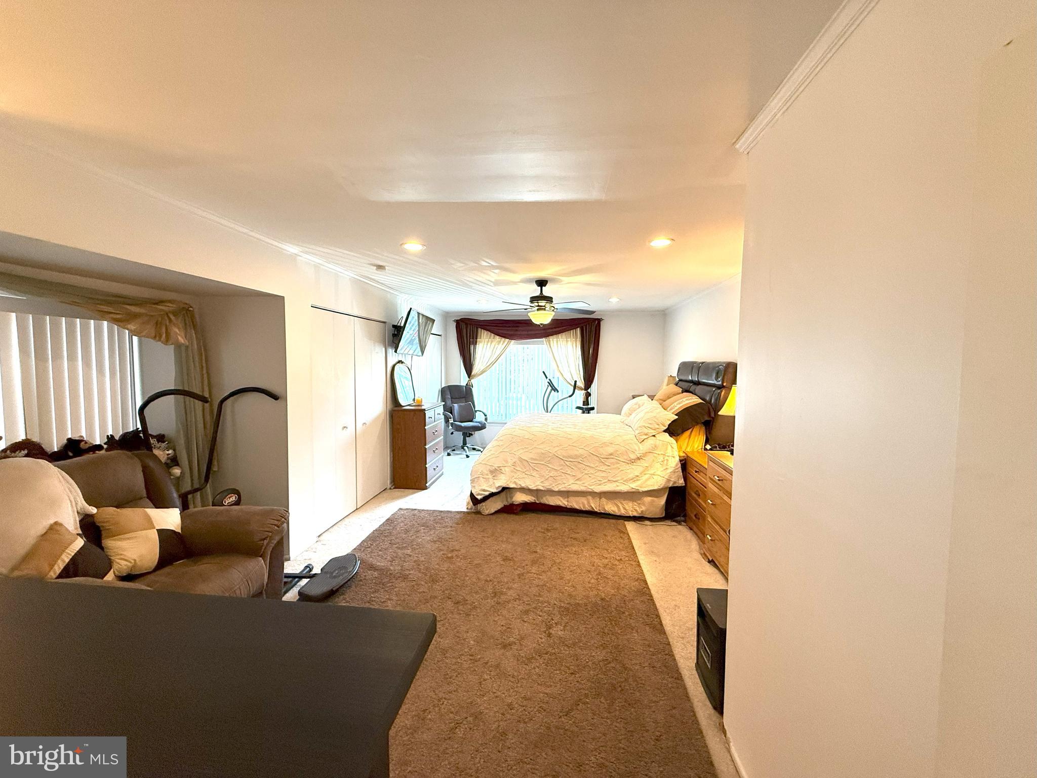 STONY BROOK - Residential