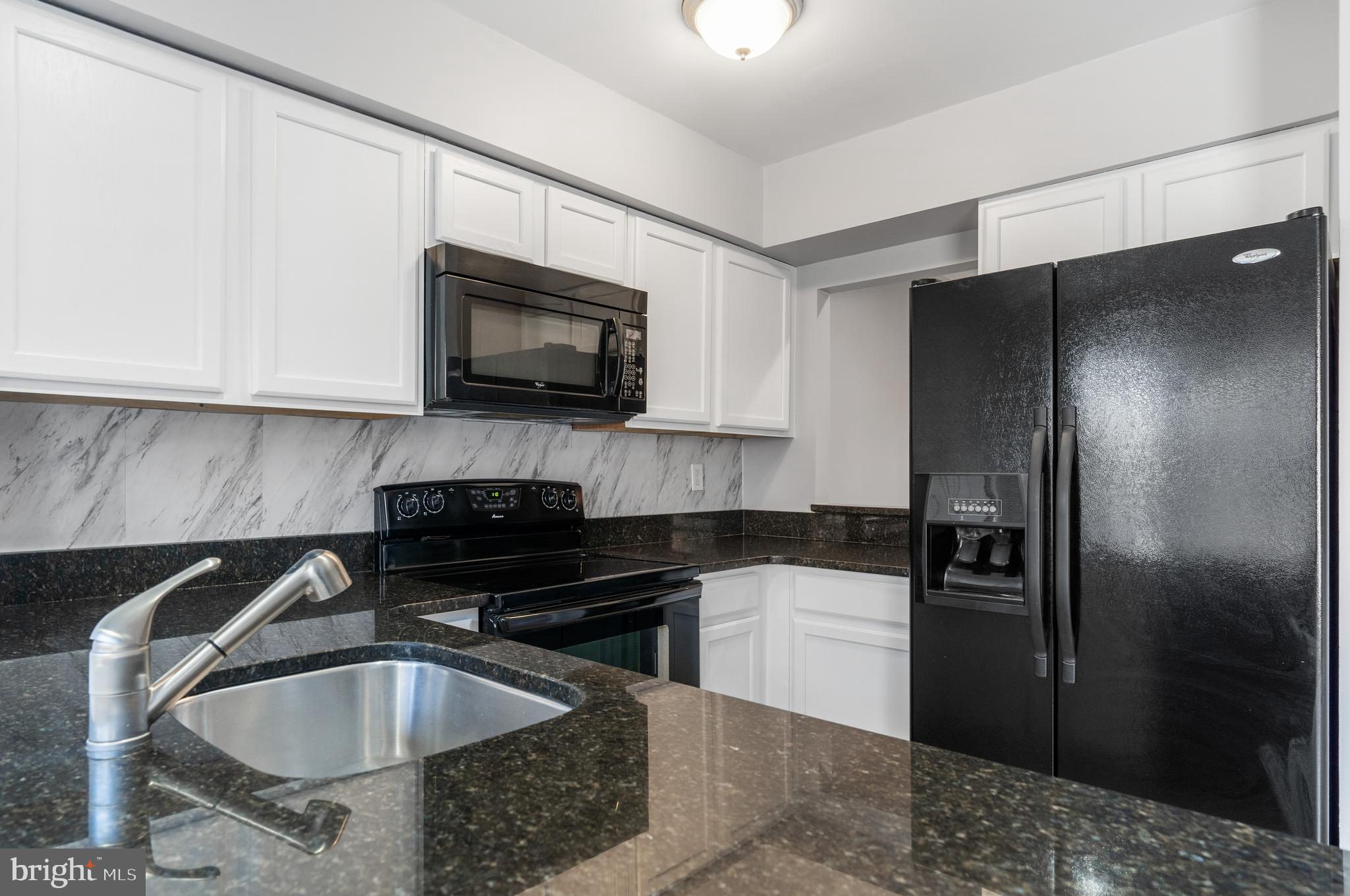 COACH HOUSE AT MCDONOGH - Residential