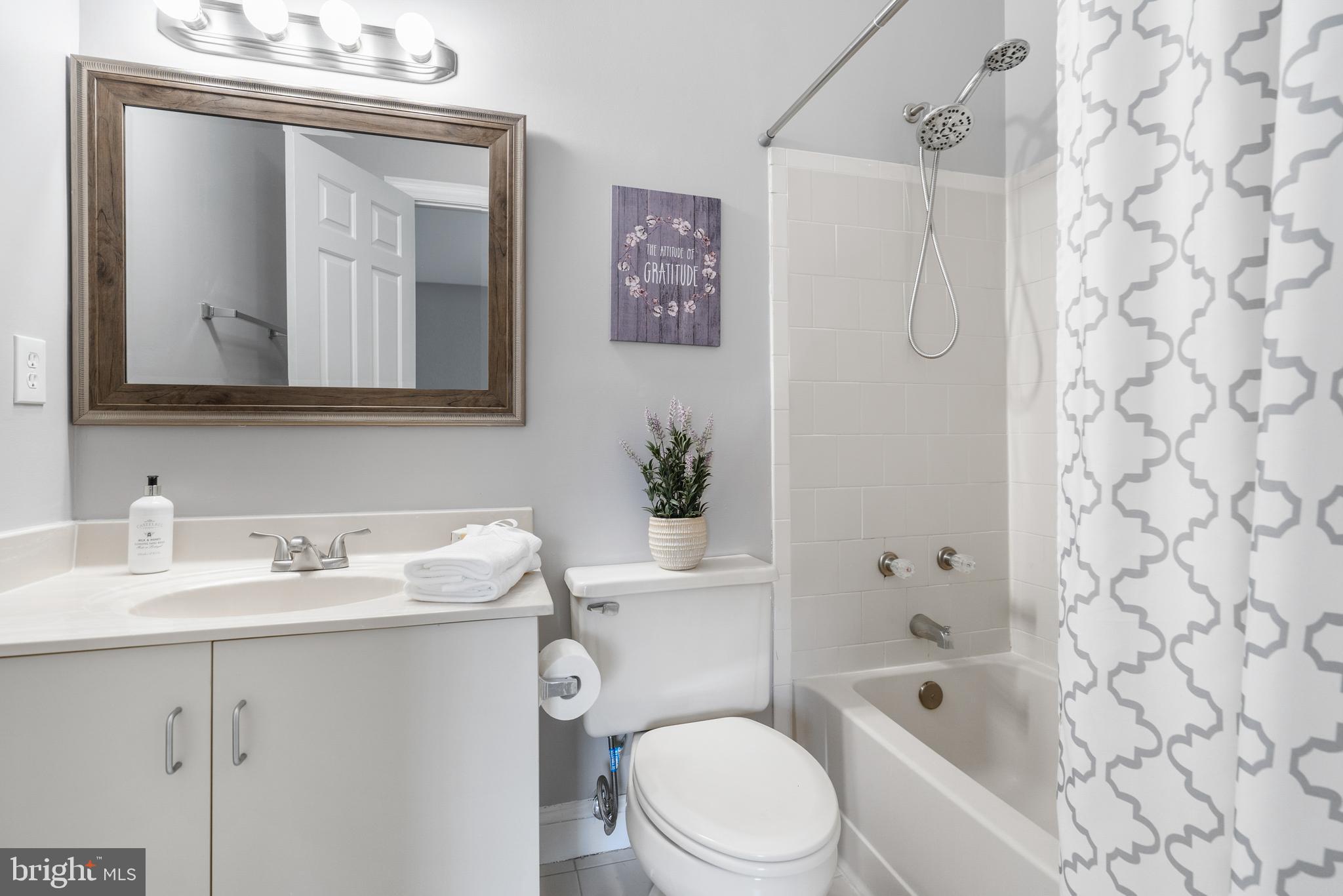 COACH HOUSE AT MCDONOGH - Residential