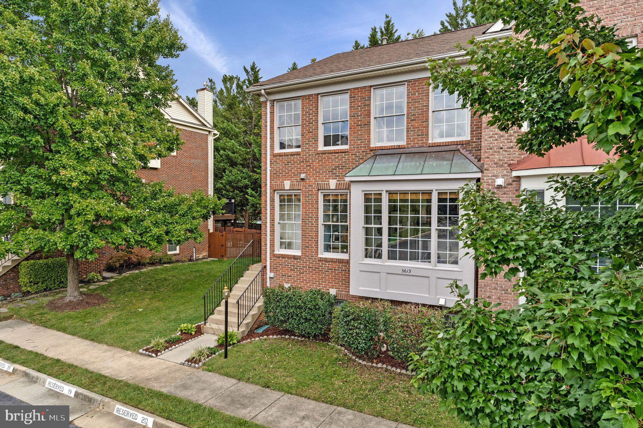 5613 BROOKLAND COURT