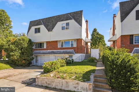 Townhouse For Sale - 8949 Haven Place<br/> PHILADELPHIA, PA 19152