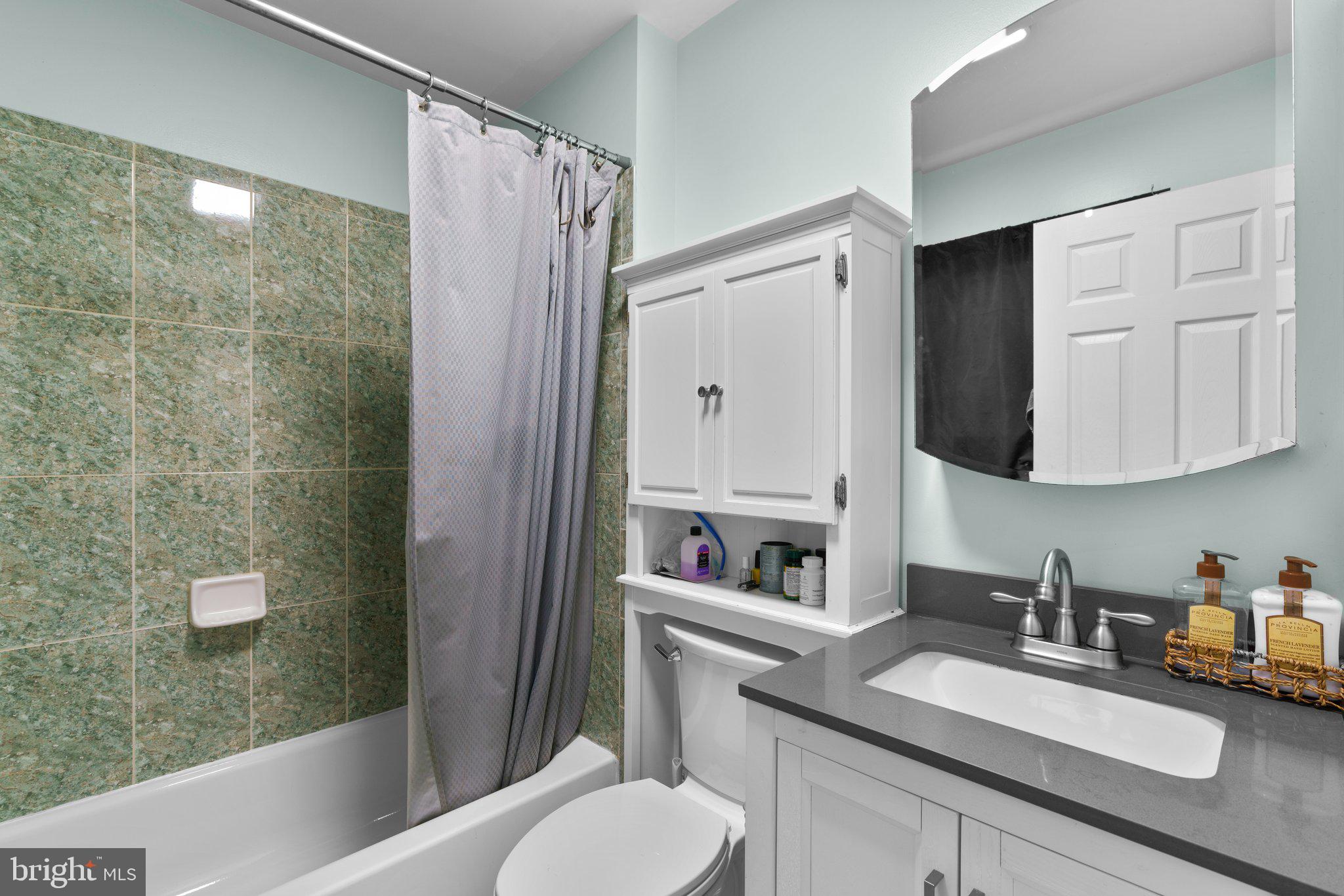 TAYLOR VILLAGE - Residential